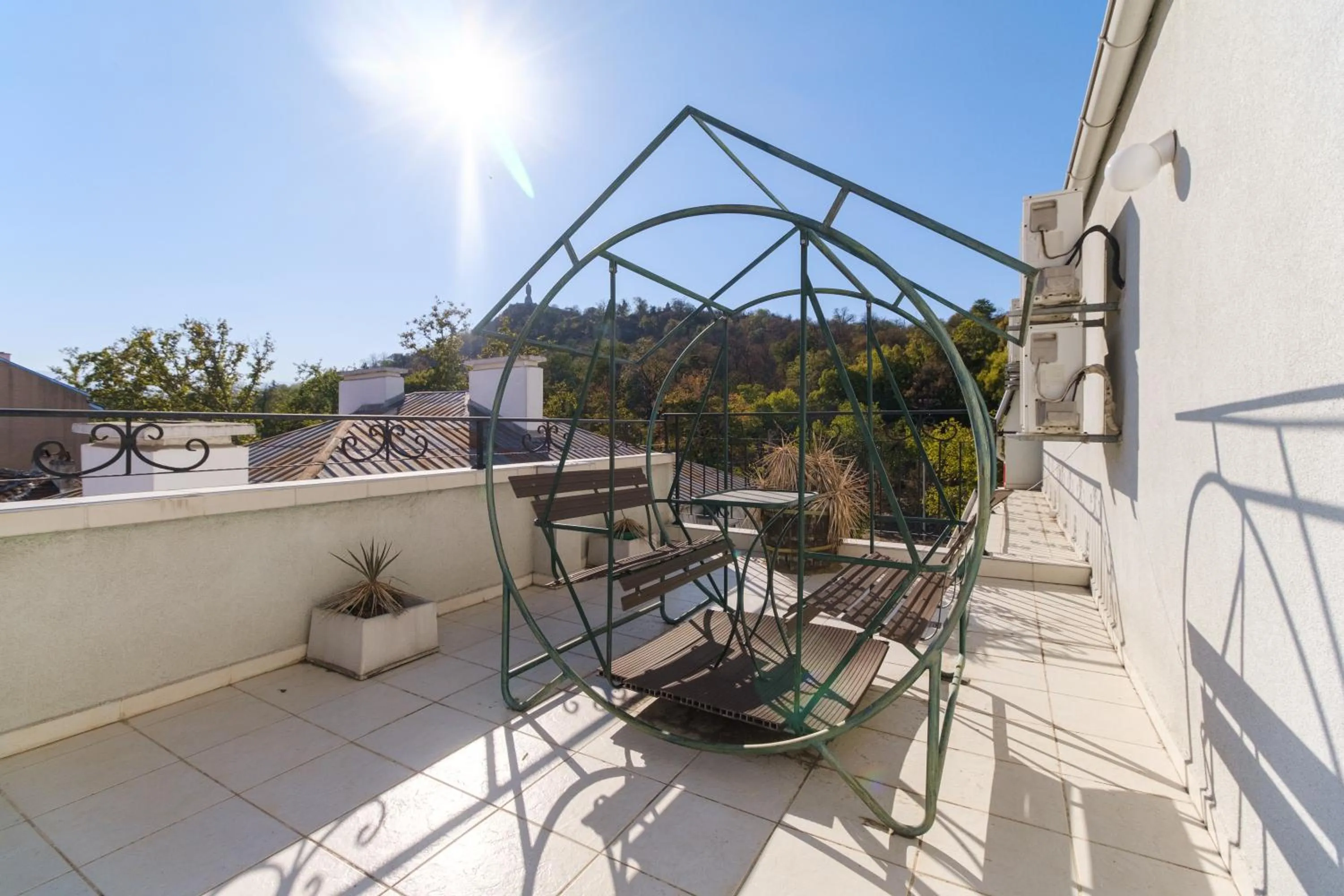 Patio in Noviz Hotel