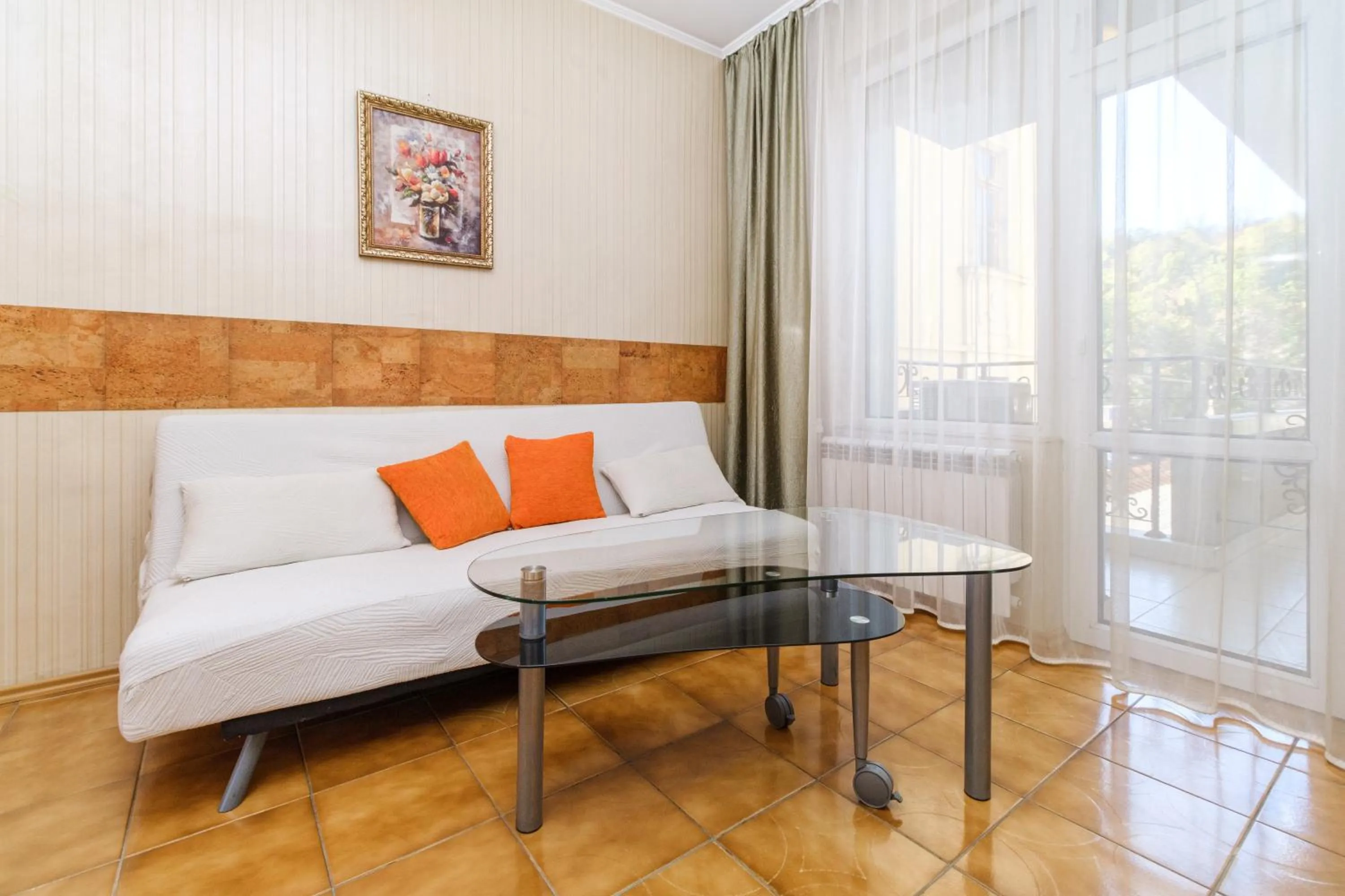 Living room in Noviz Hotel