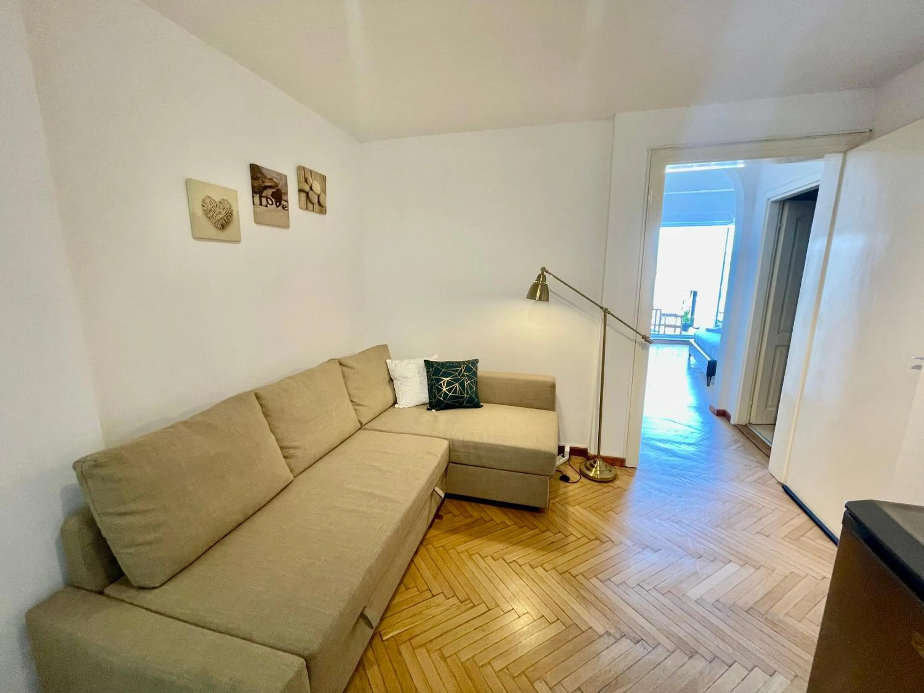 Living room in Metropole Apartments - Old City