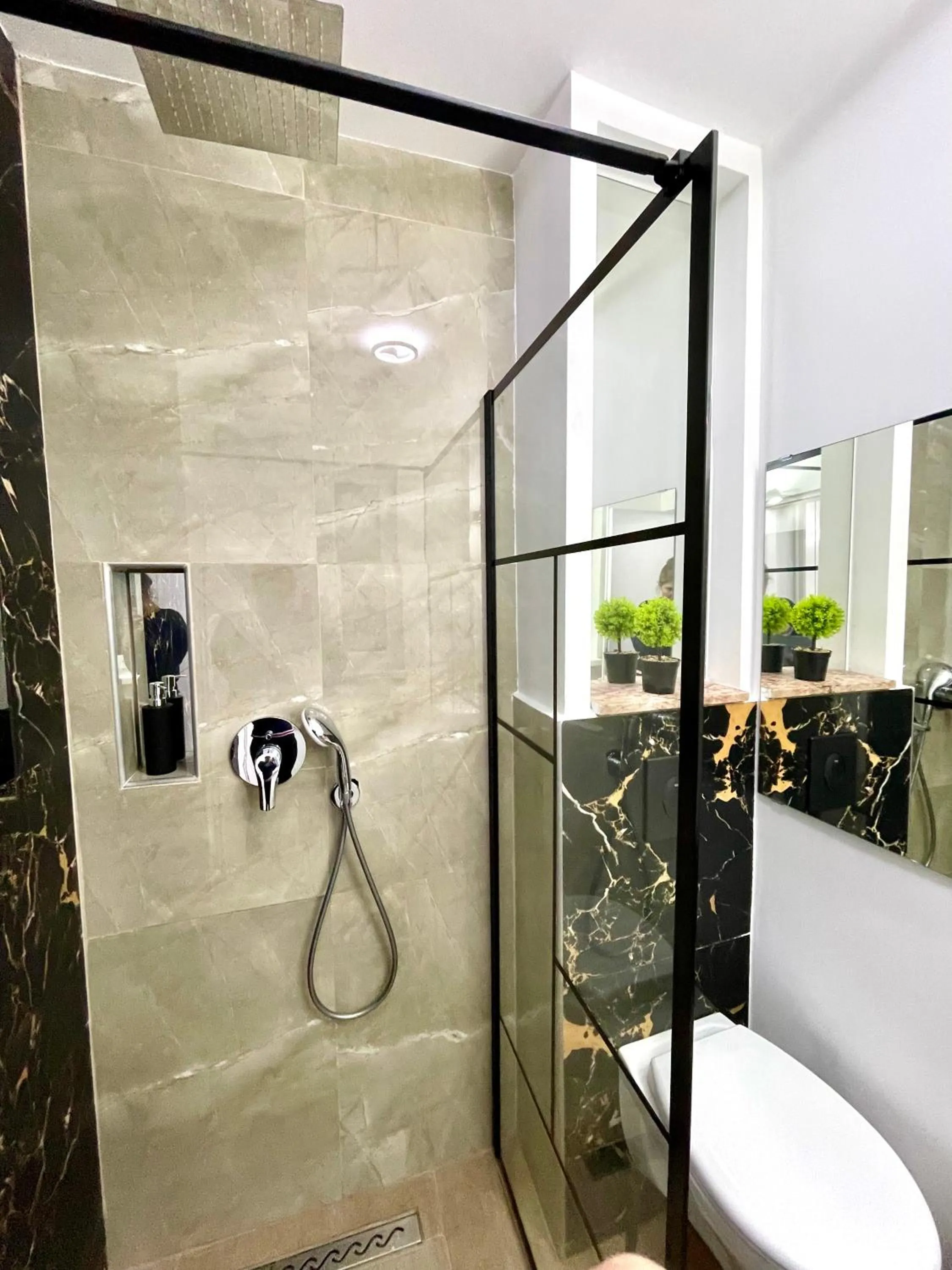 Shower in Metropole Apartments - Old City