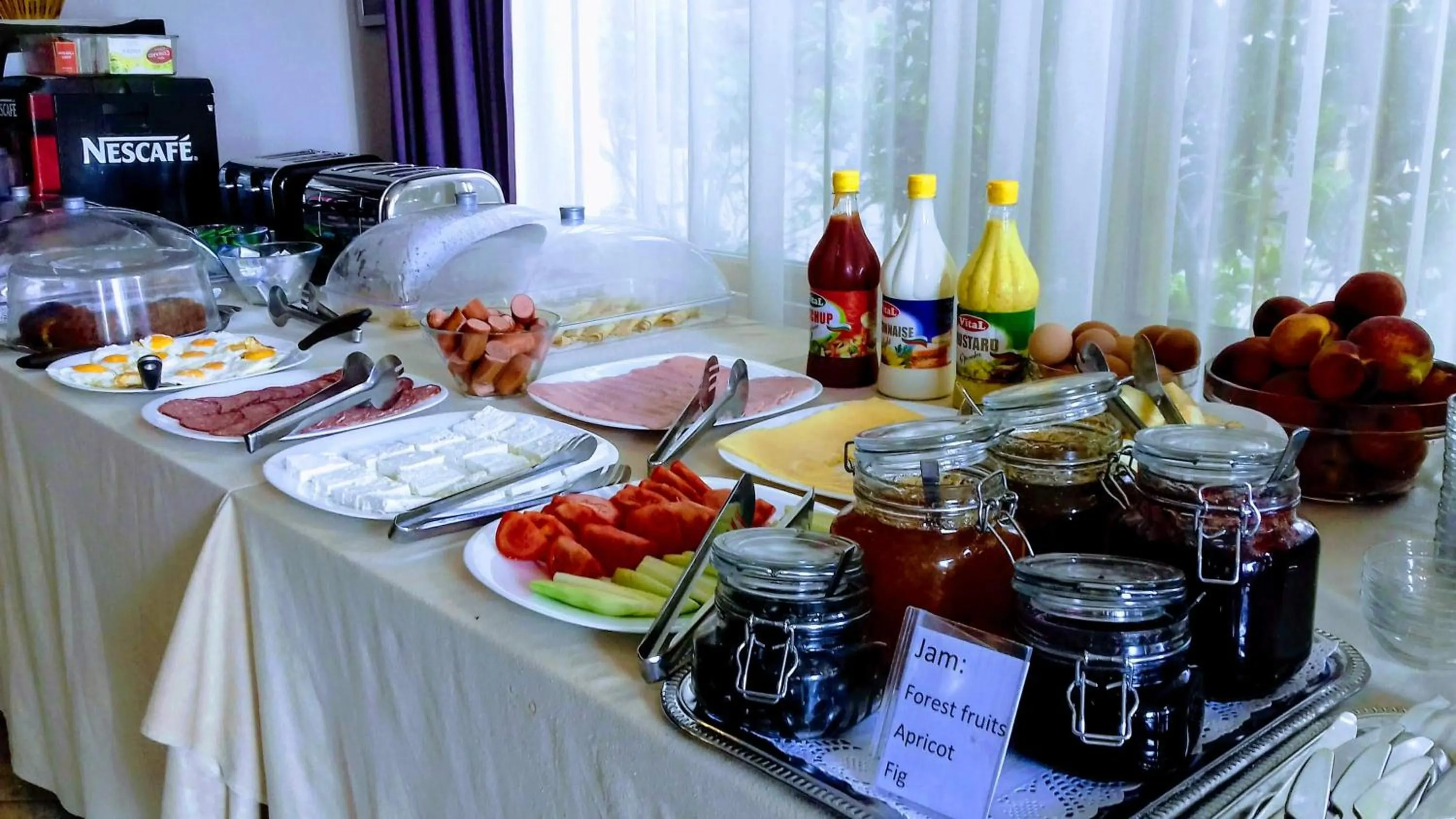 Breakfast in hotel DIAMANTI