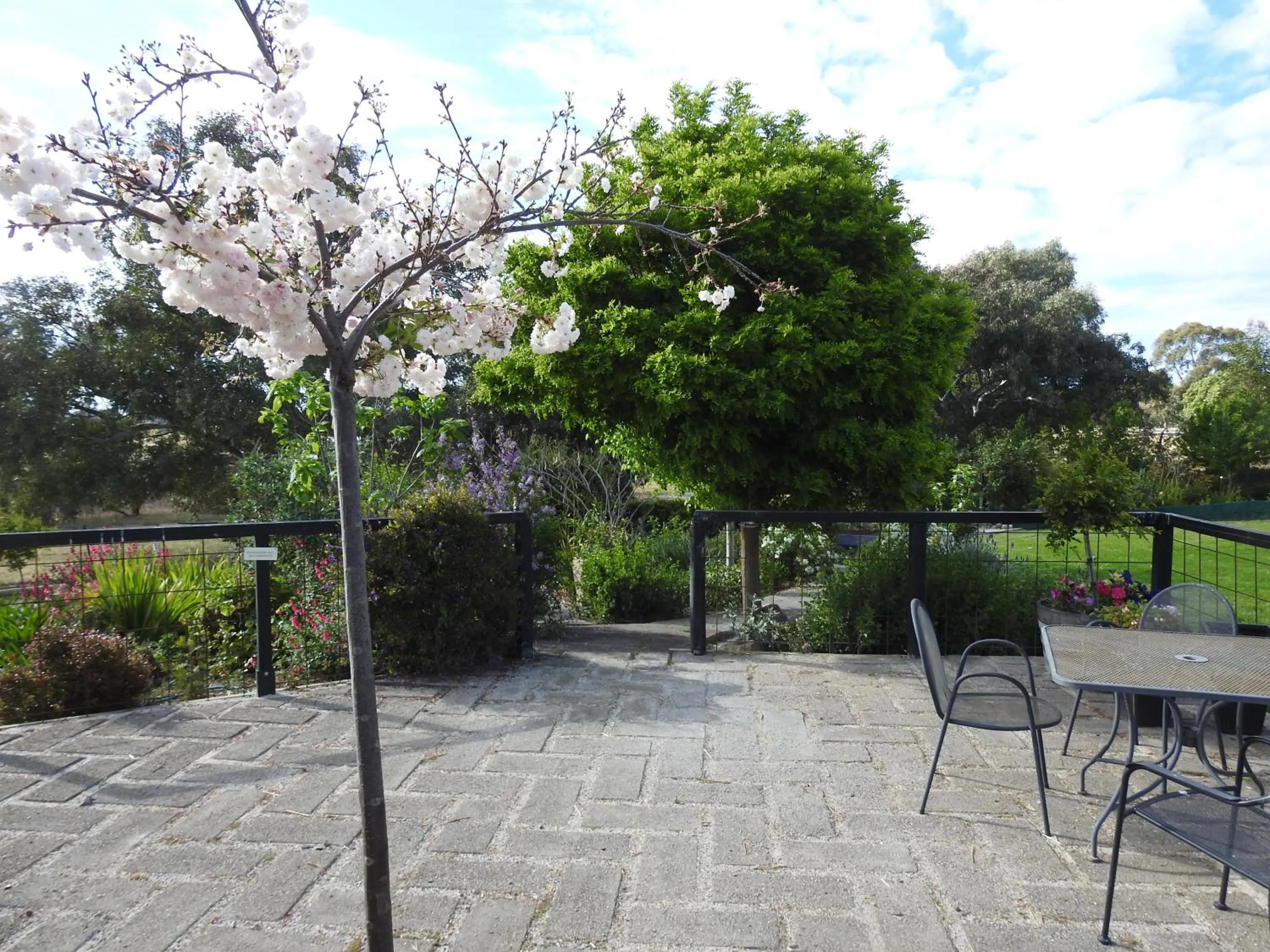 Property building in Barklysuites Apartments