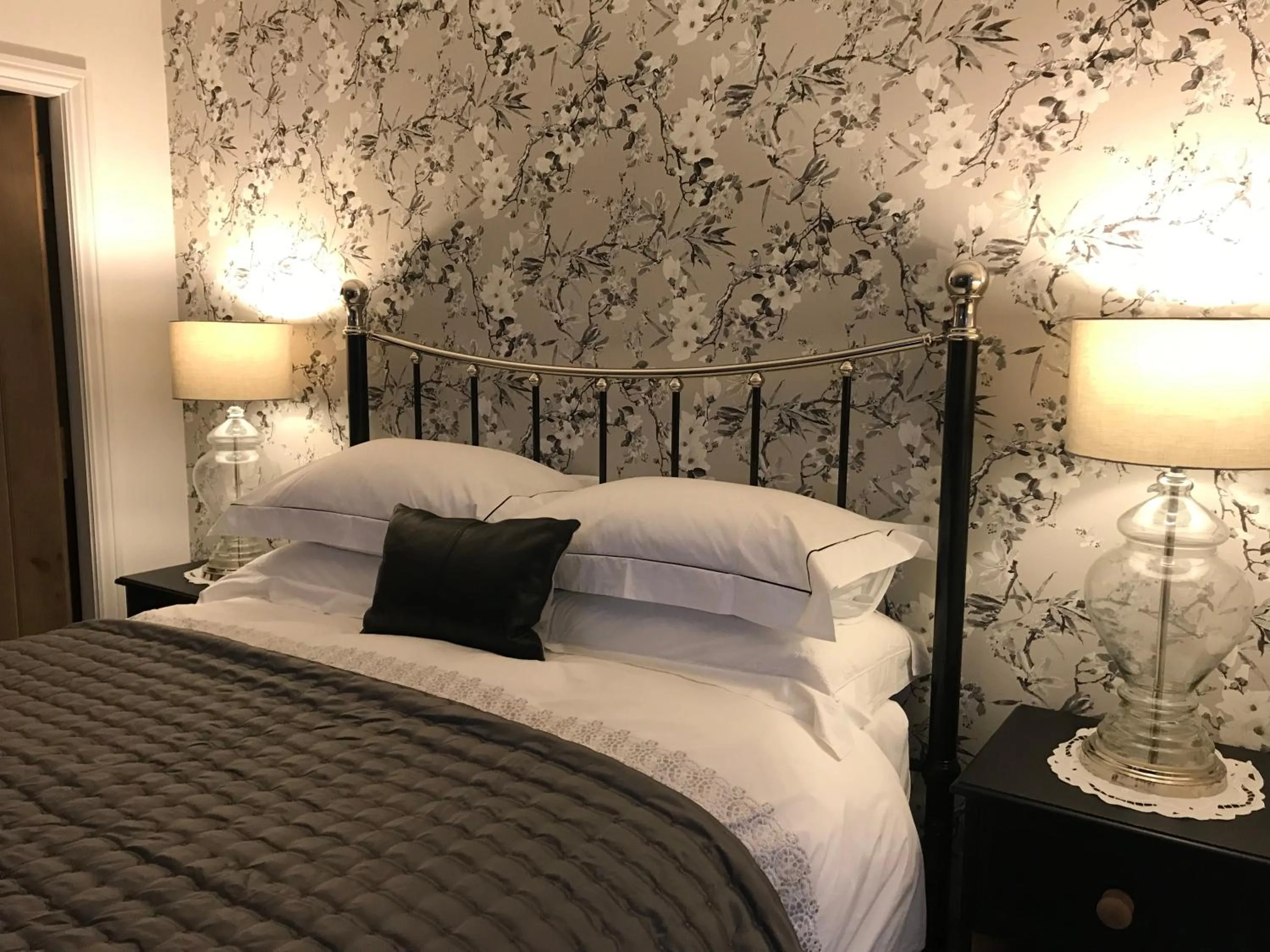 Bed in Abbey Green Farm