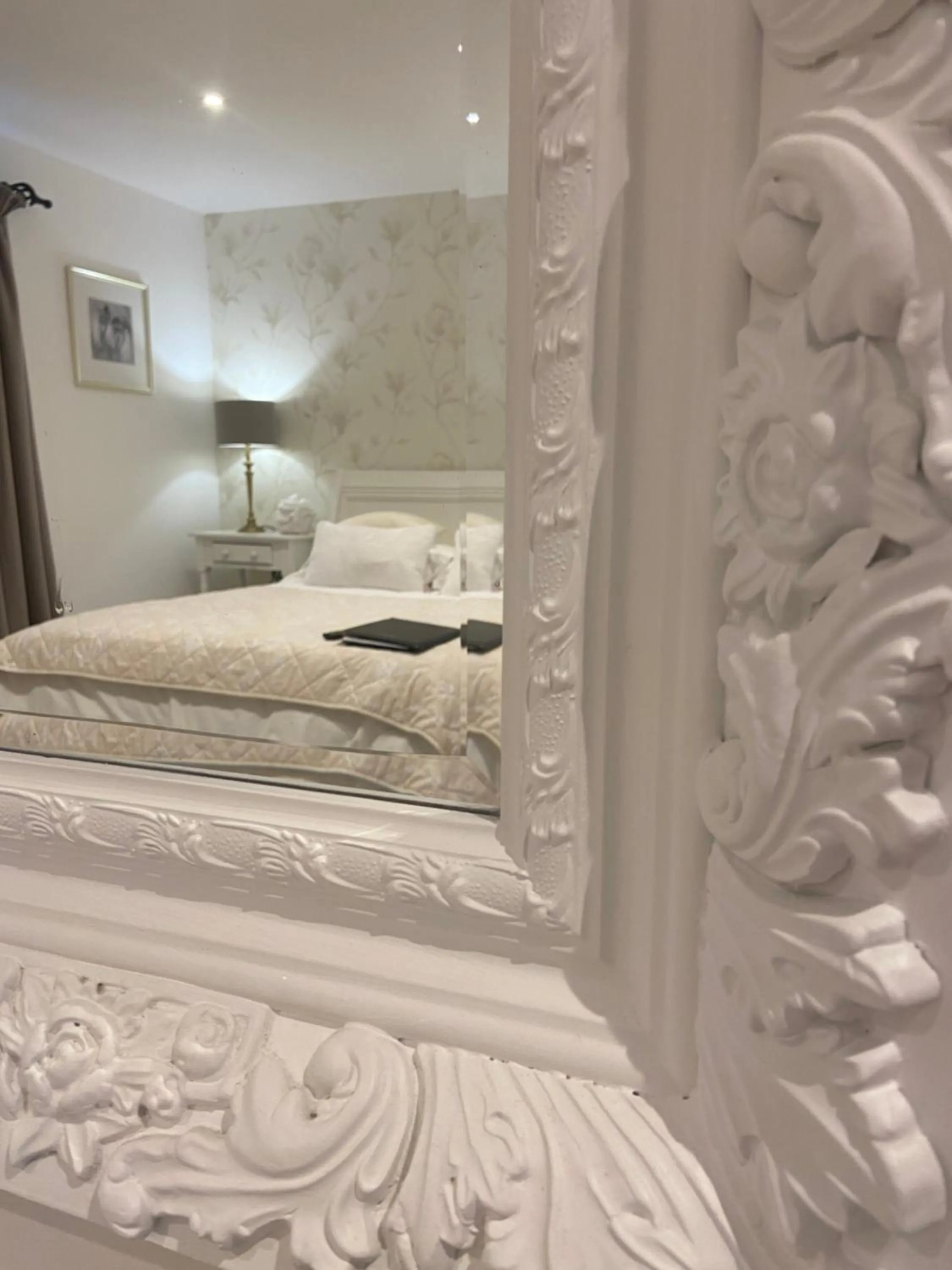 Bed in Abbey Green Farm