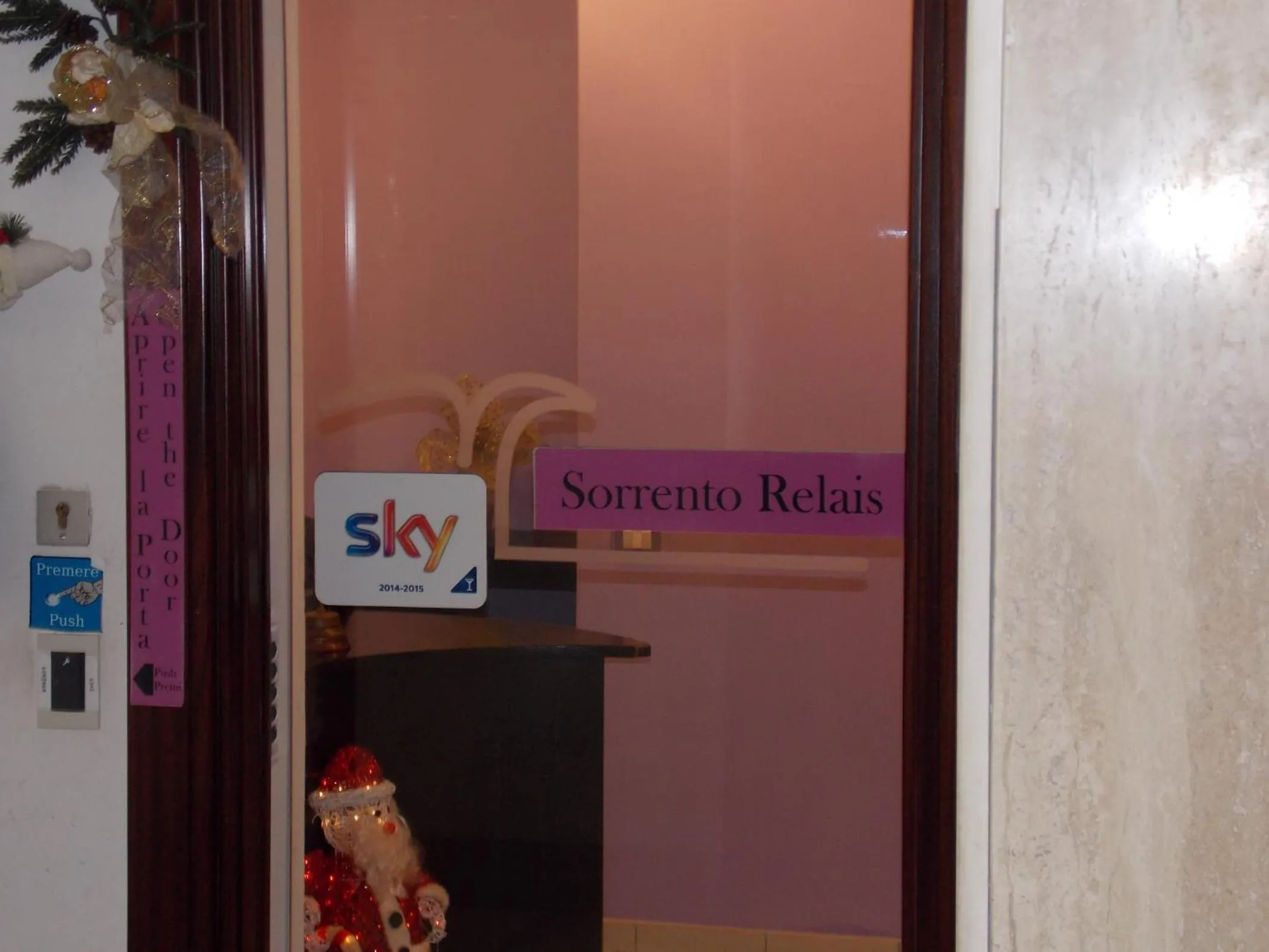 Facade/entrance in Sorrento Relais