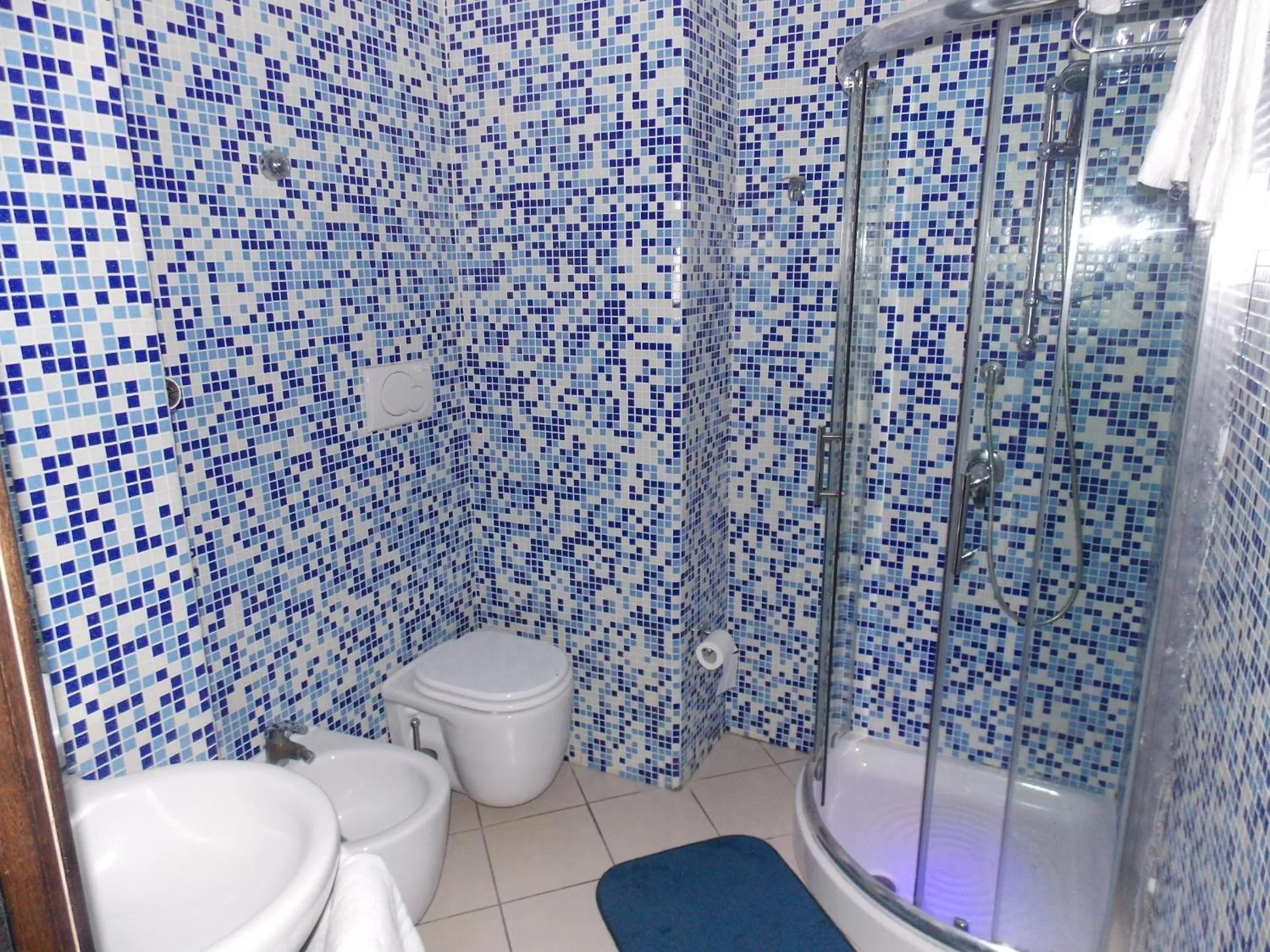 Shower in Sorrento Relais