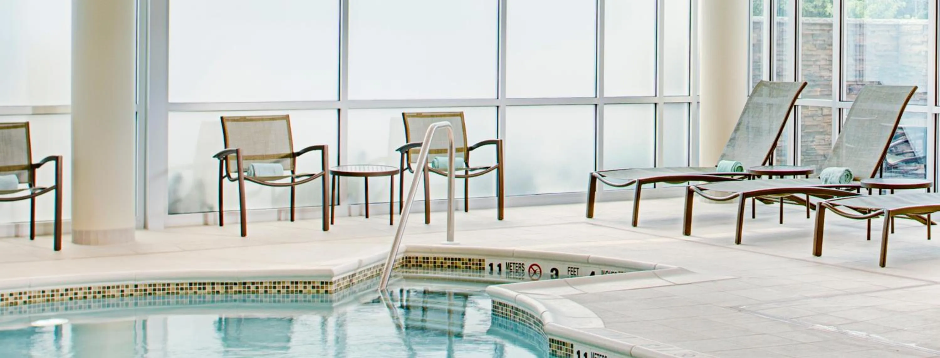 Swimming pool in SpringHill Suites by Marriott Carle Place Garden City