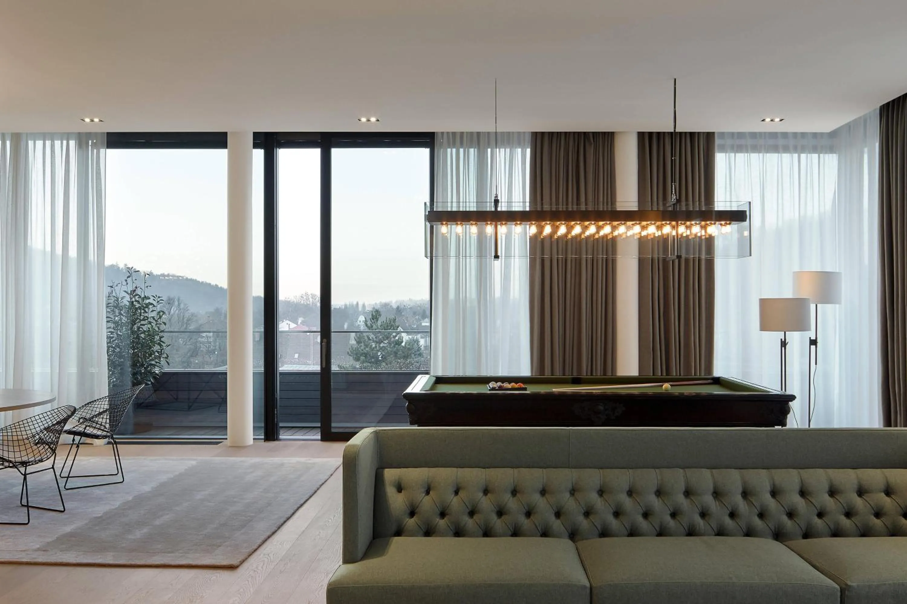 Living room in Roomers Baden-Baden, Autograph Collection