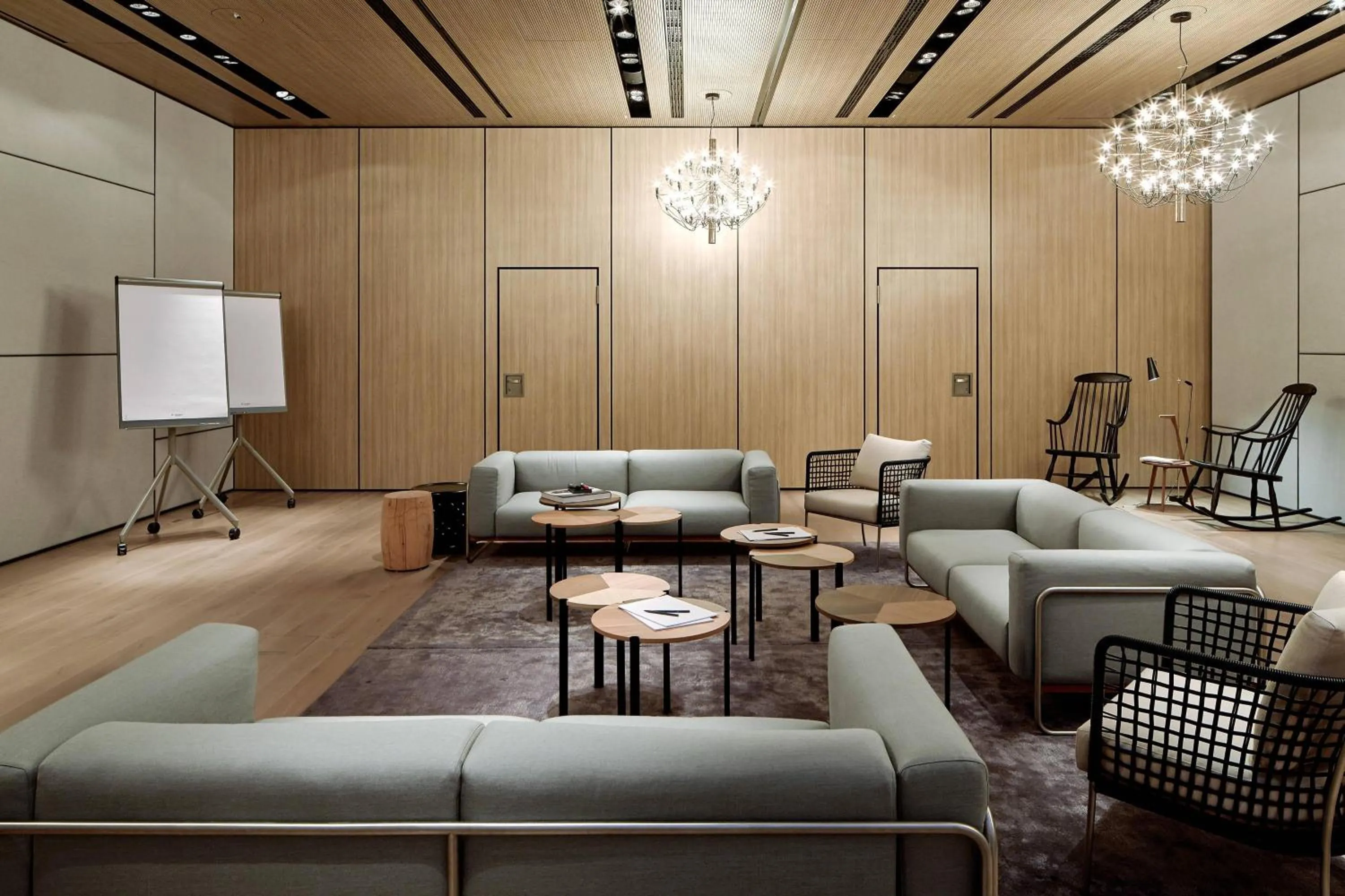 Meeting/conference room in Roomers Baden-Baden, Autograph Collection