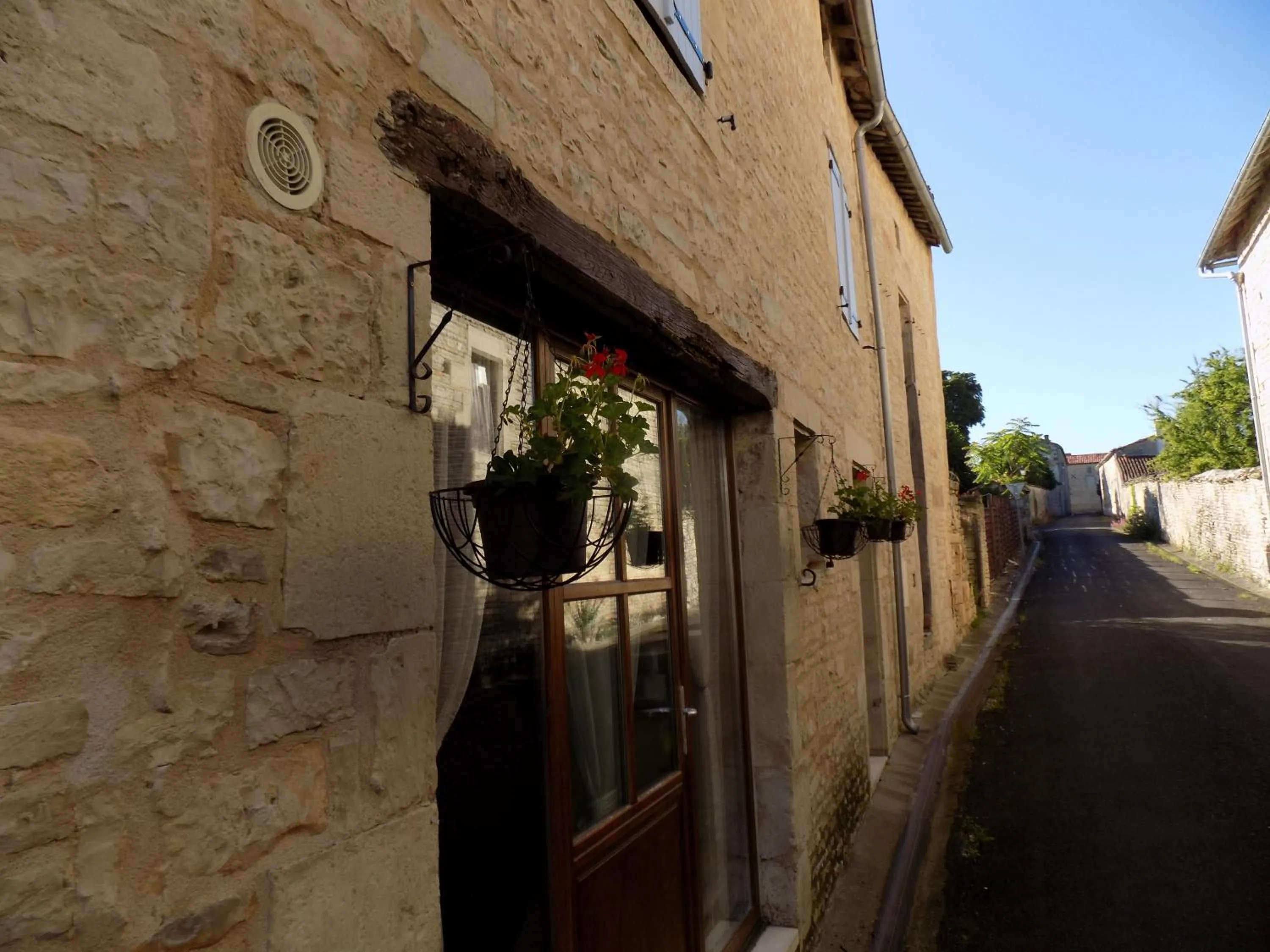 Decorative detail in Le Grenier 1 Rue Verte Tusson 16140 France