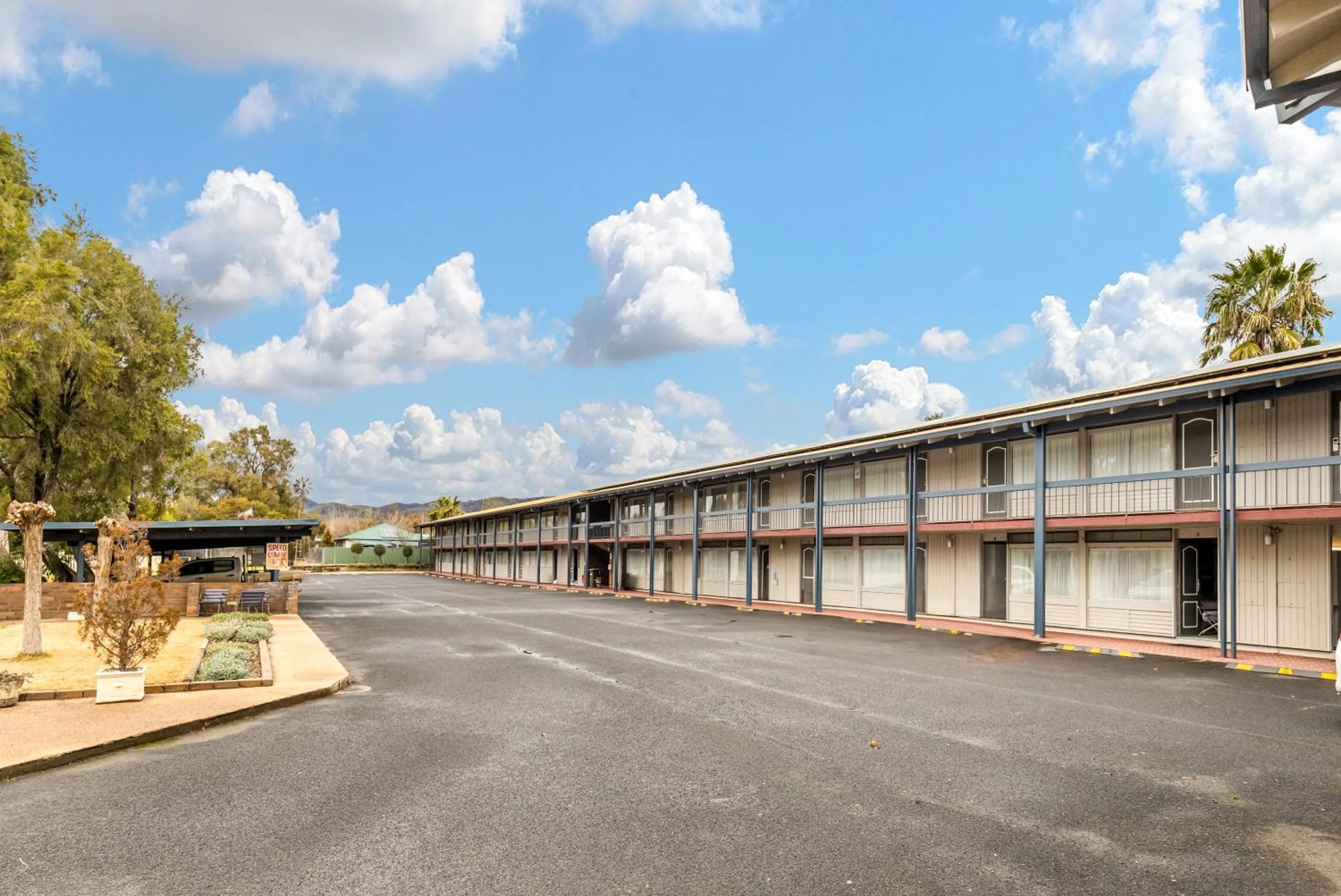 Wanderlight Motor Inn