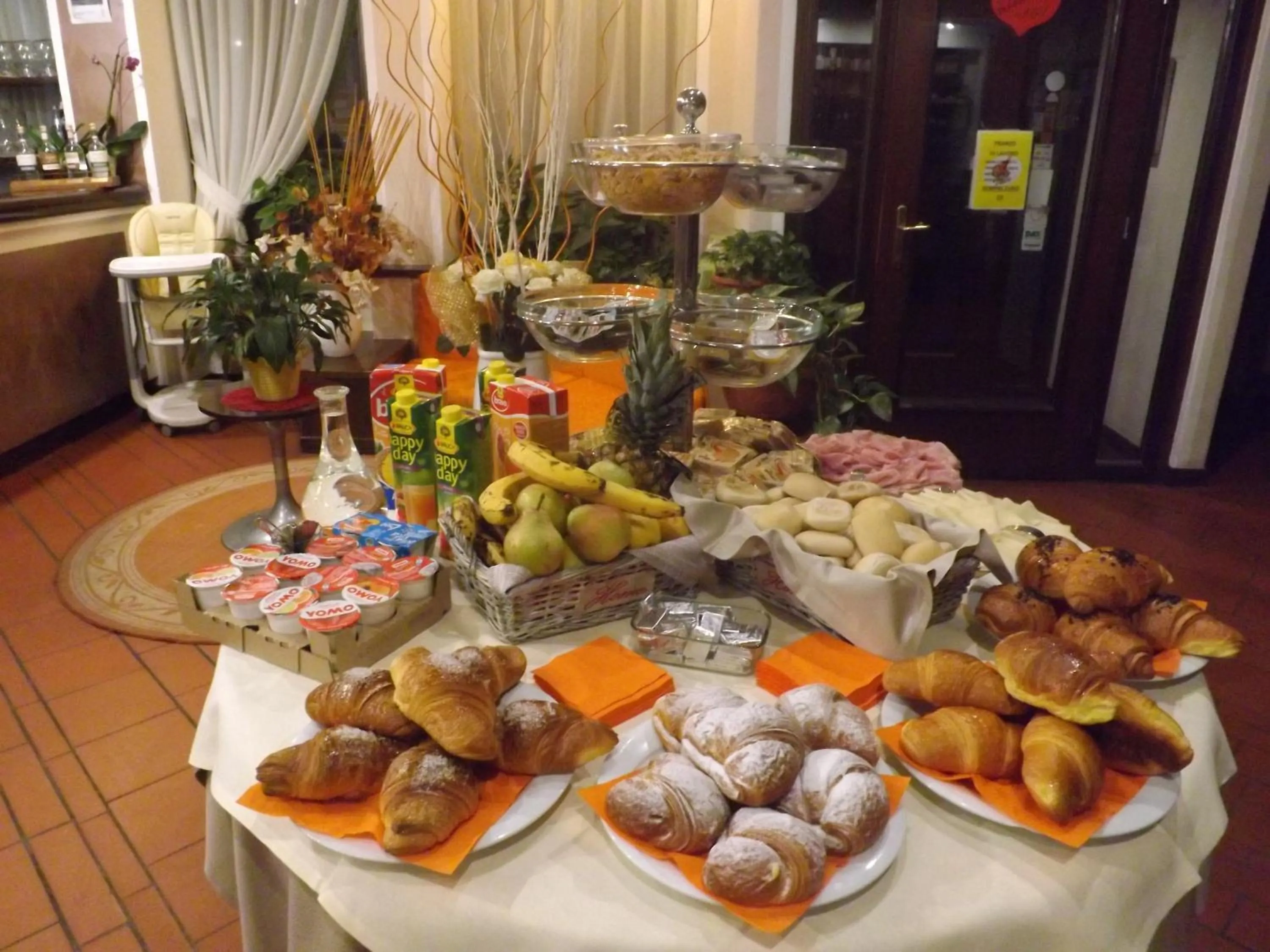Buffet breakfast in Hotel Franini