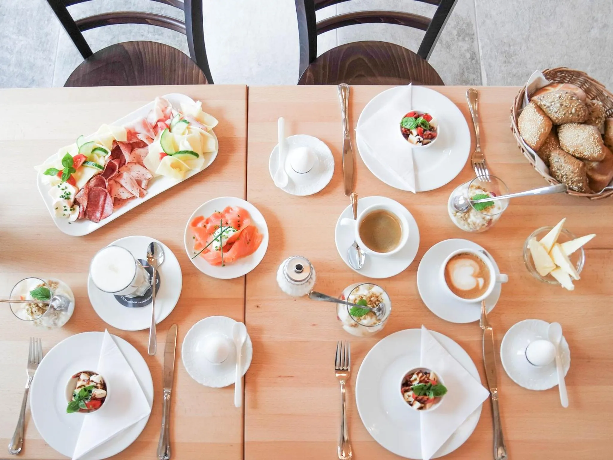 Food and drinks in Am Paradies