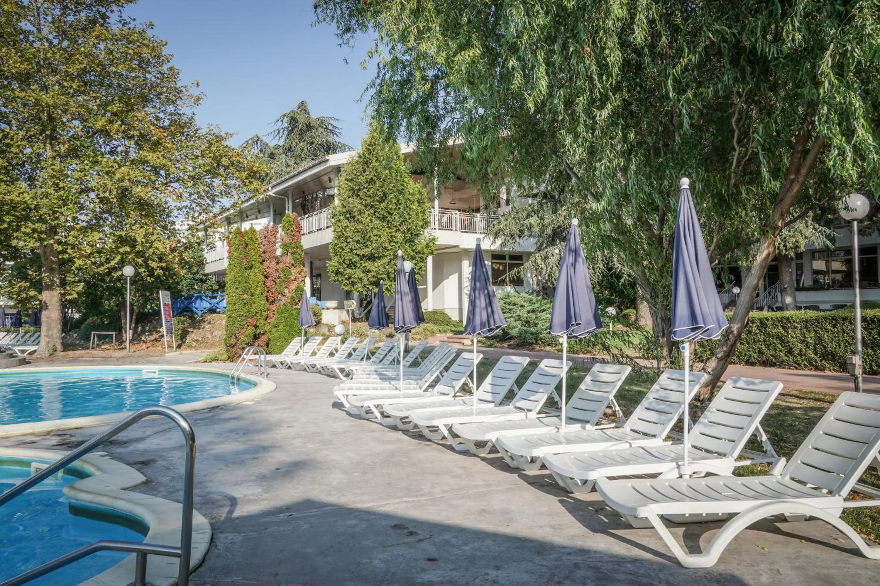 Swimming pool in Hotel Sandy Beach