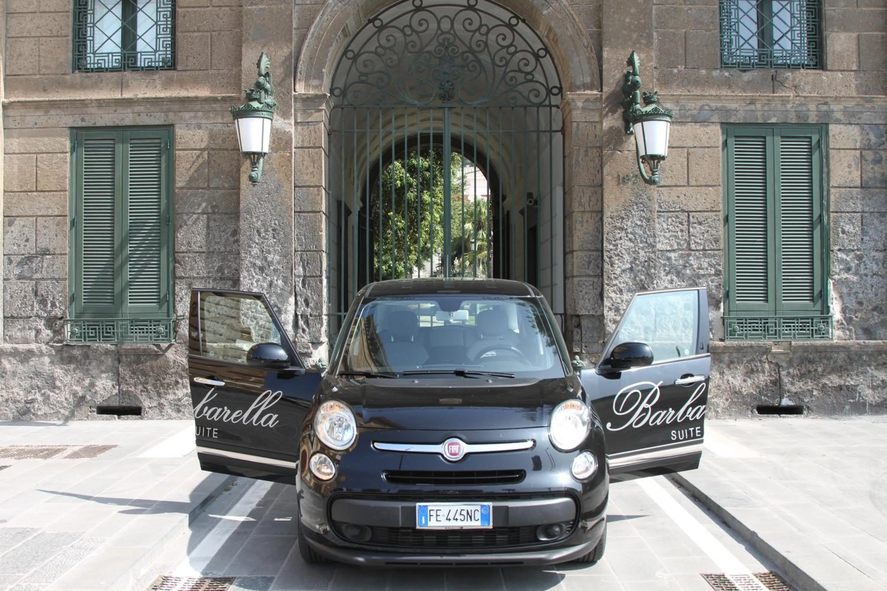 Area and facilities in Barbarella Suite