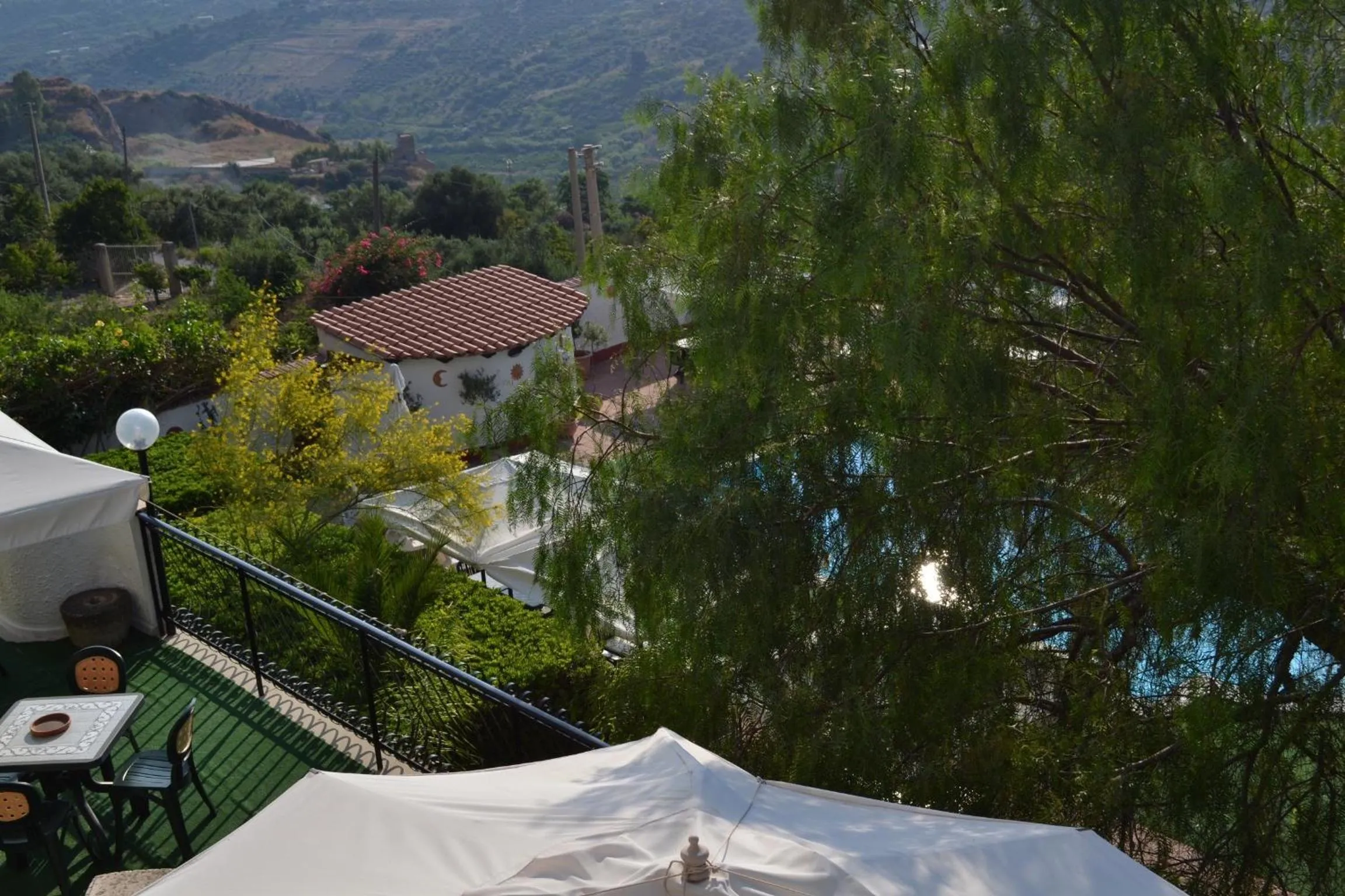Garden view in Hotel Miravalle