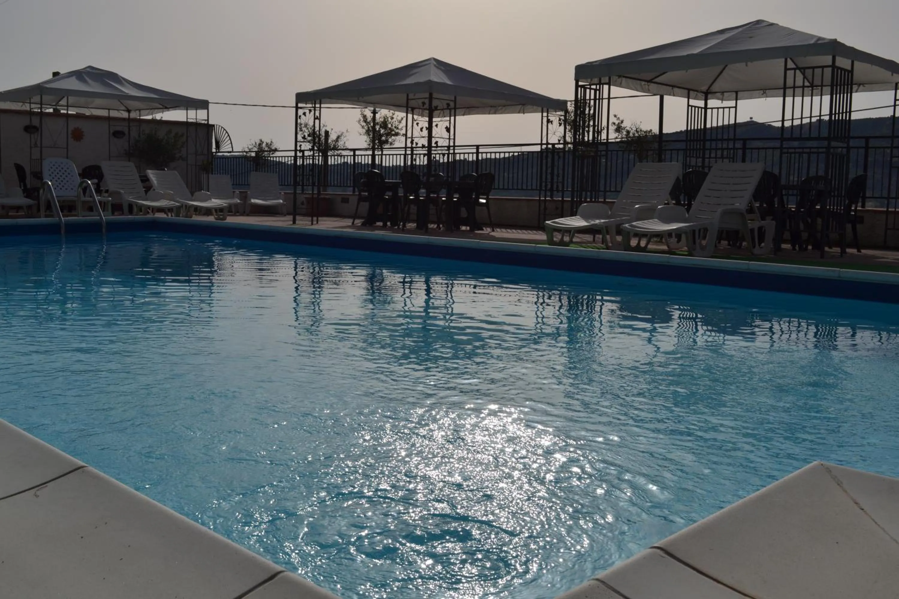 Swimming Pool in Hotel Miravalle