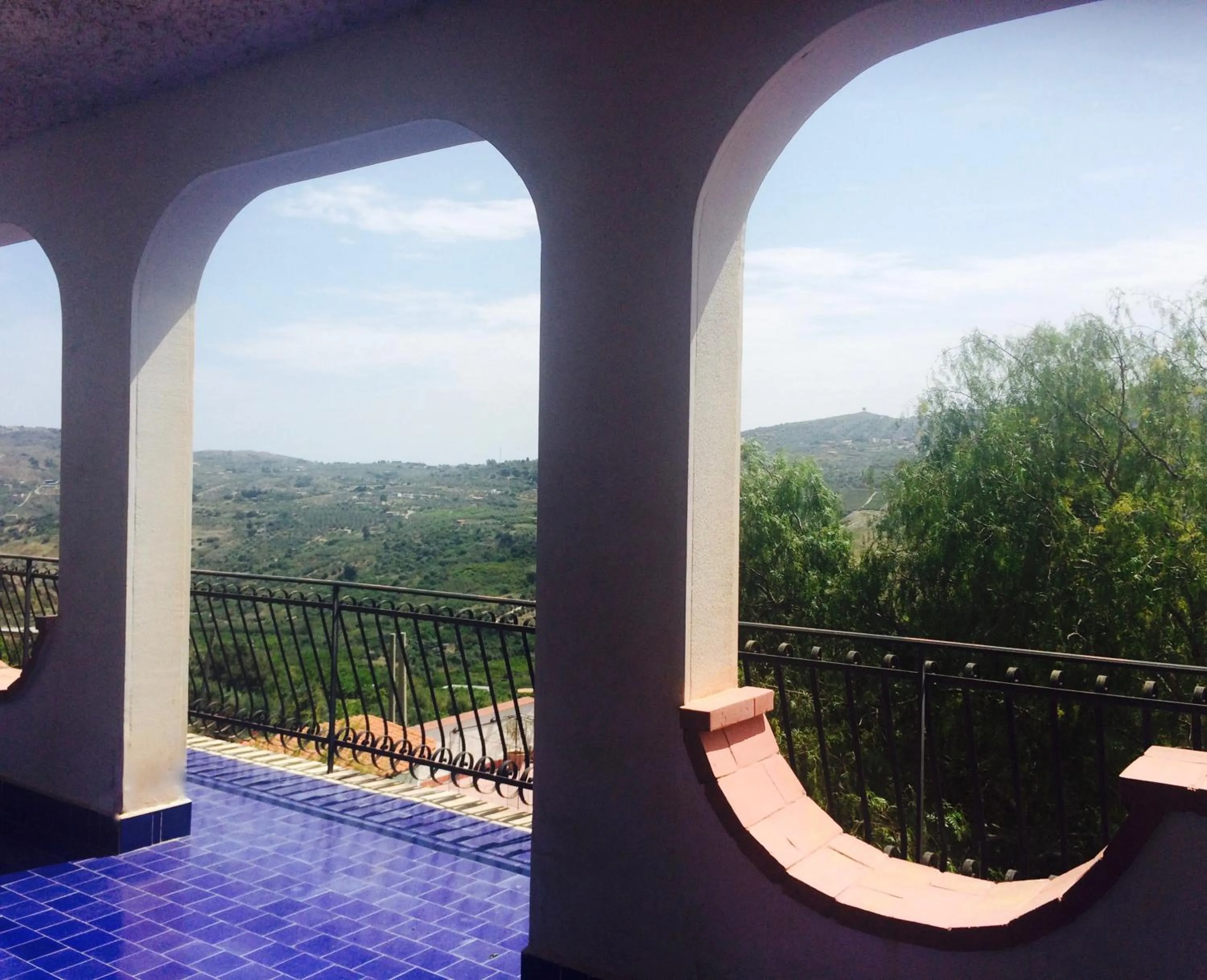 Patio, Mountain View in Hotel Miravalle