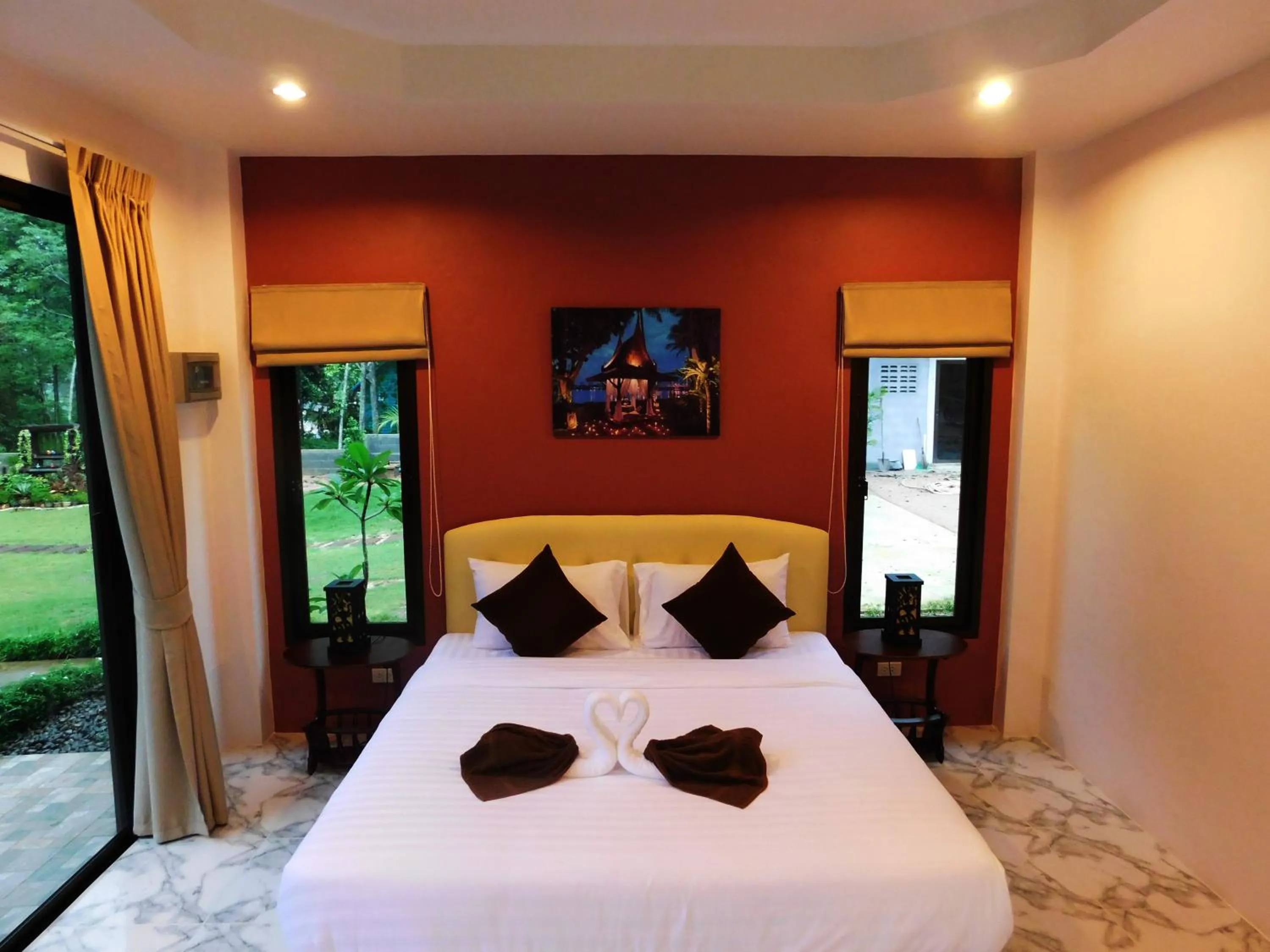 Bedroom, Bed in Phuket Sirinapha Resort