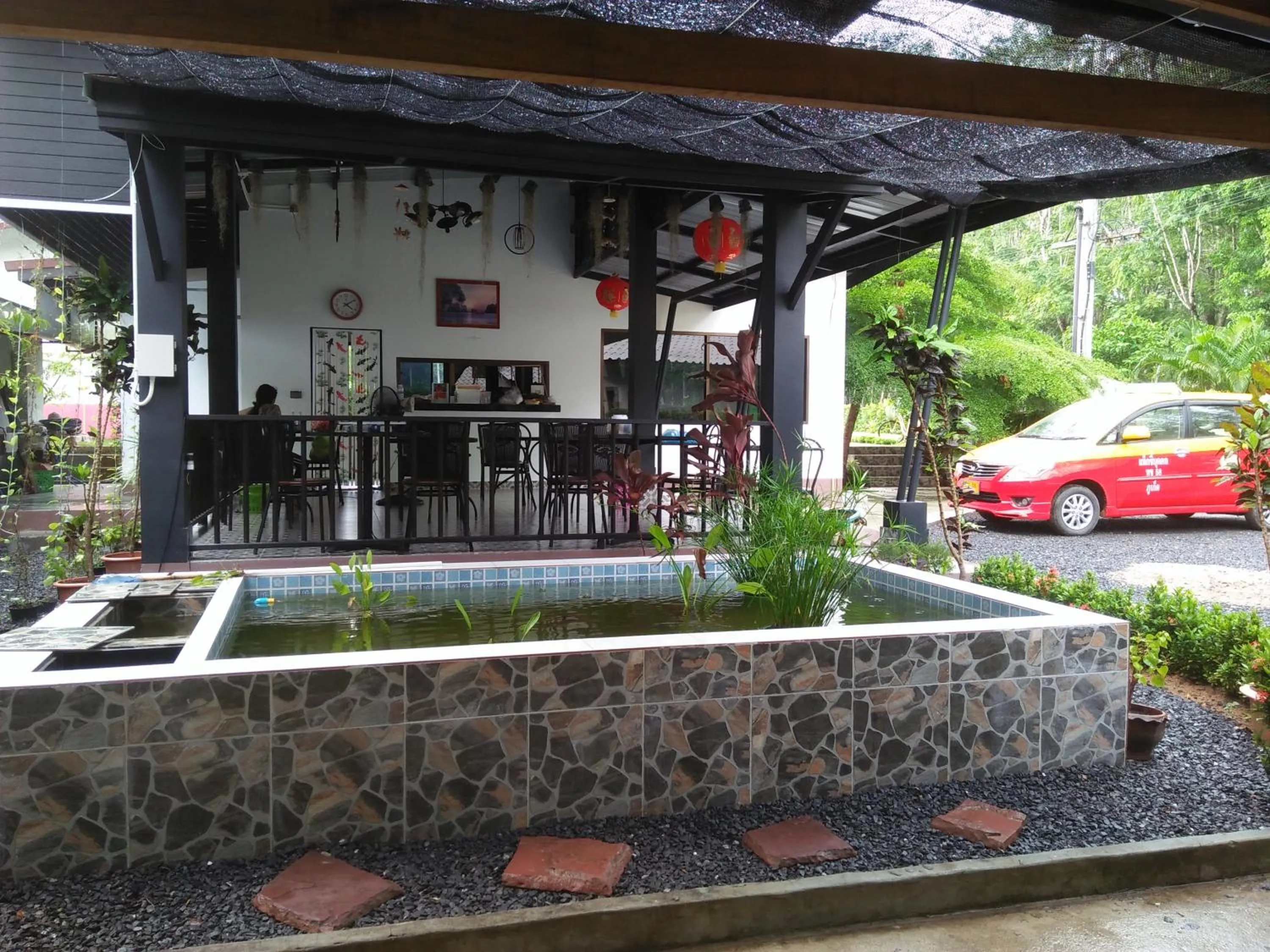 Restaurant/places to eat in Phuket Sirinapha Resort