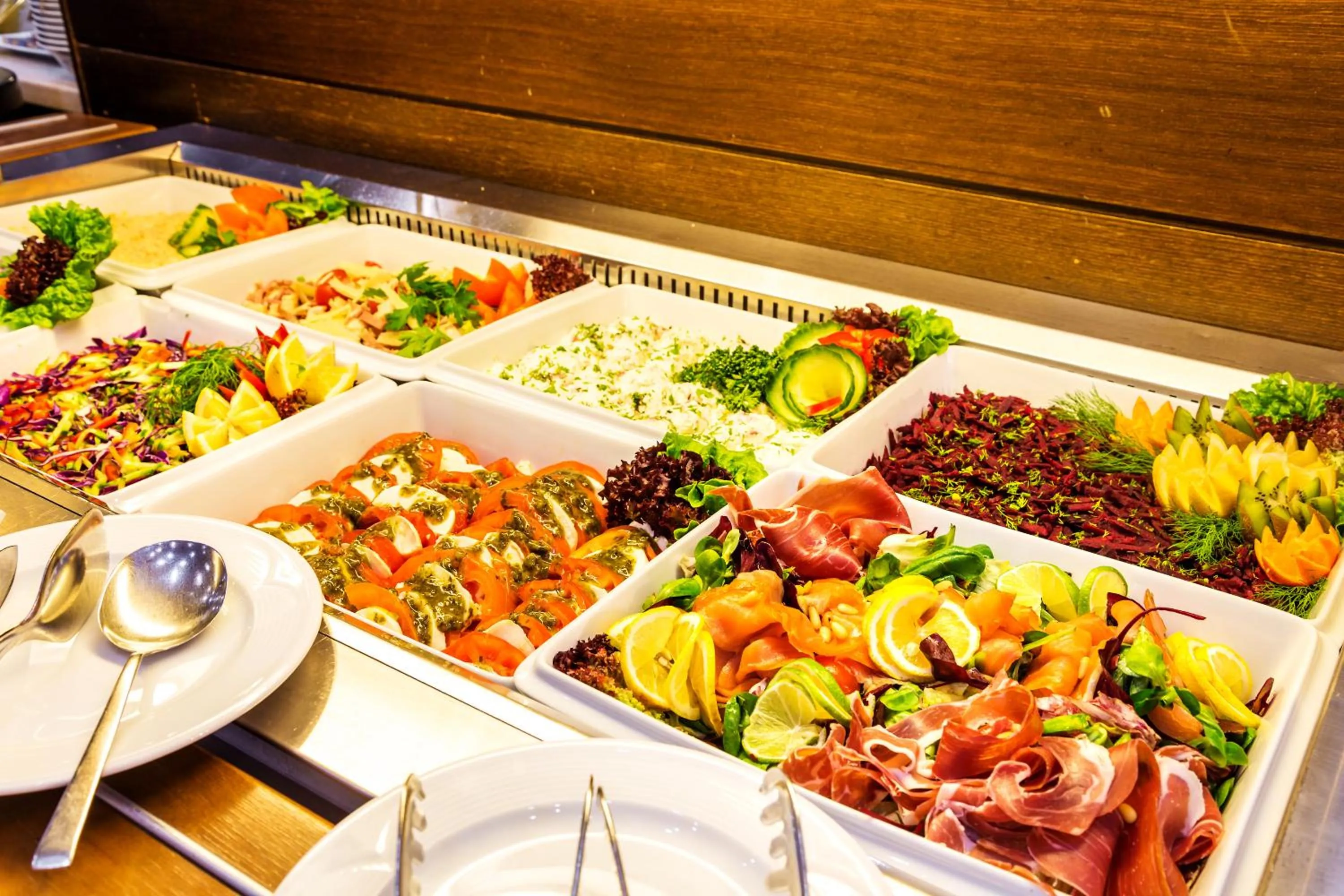 Restaurant/places to eat in Hotel Orlovetz