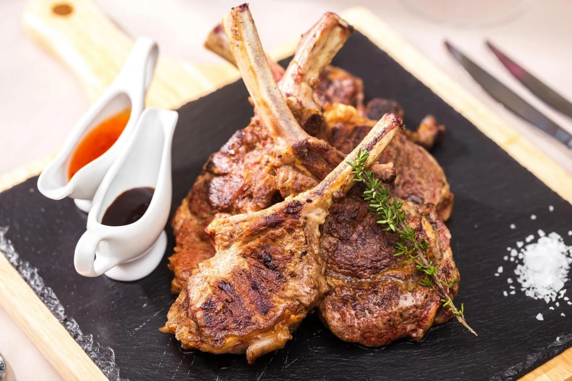 Restaurant/places to eat in Hotel Orlovetz