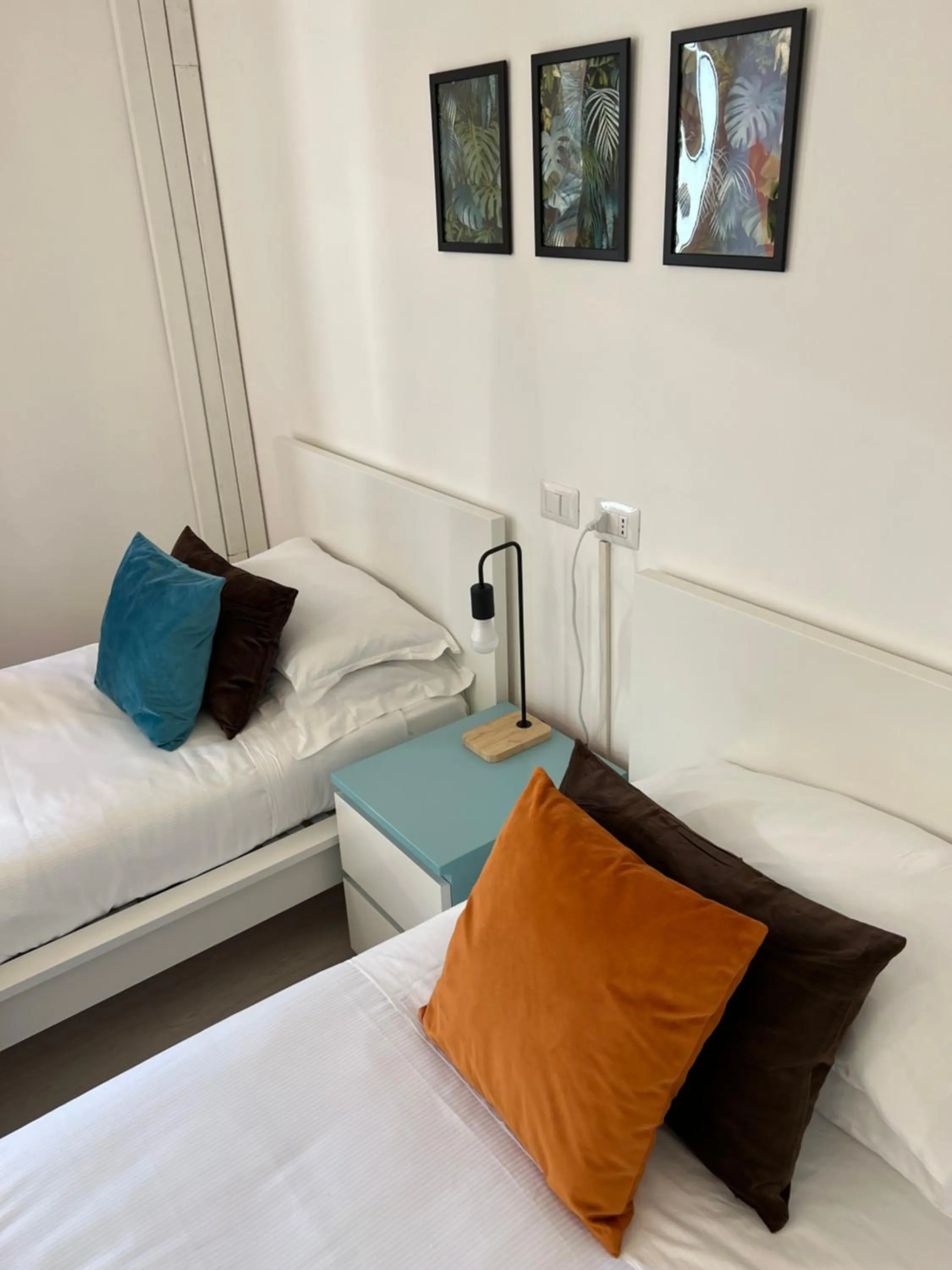 Bedroom, Bed in Charming Navona