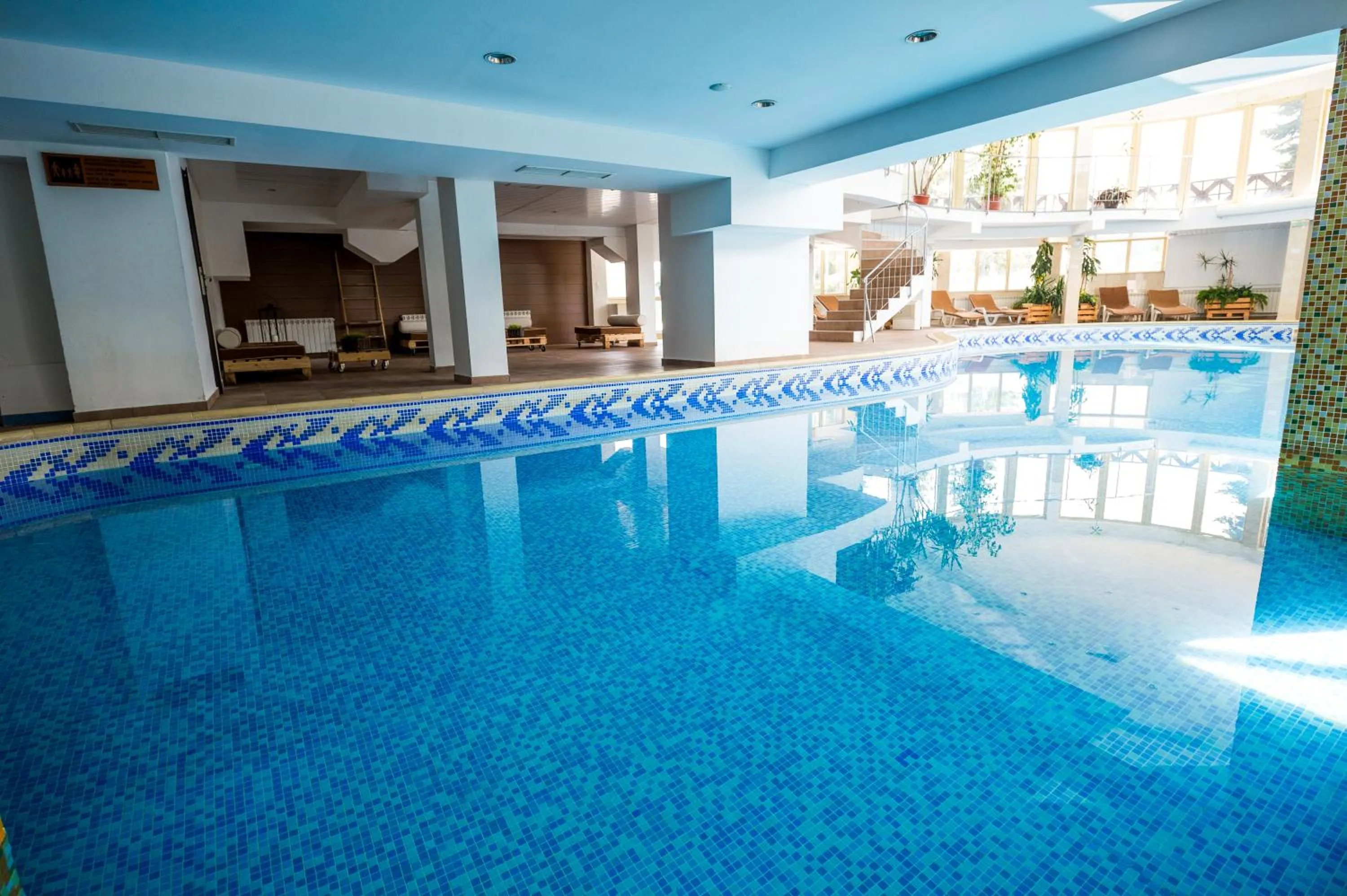 Snezhanka Hotel Pamporovo - Half Board & Swimming pool