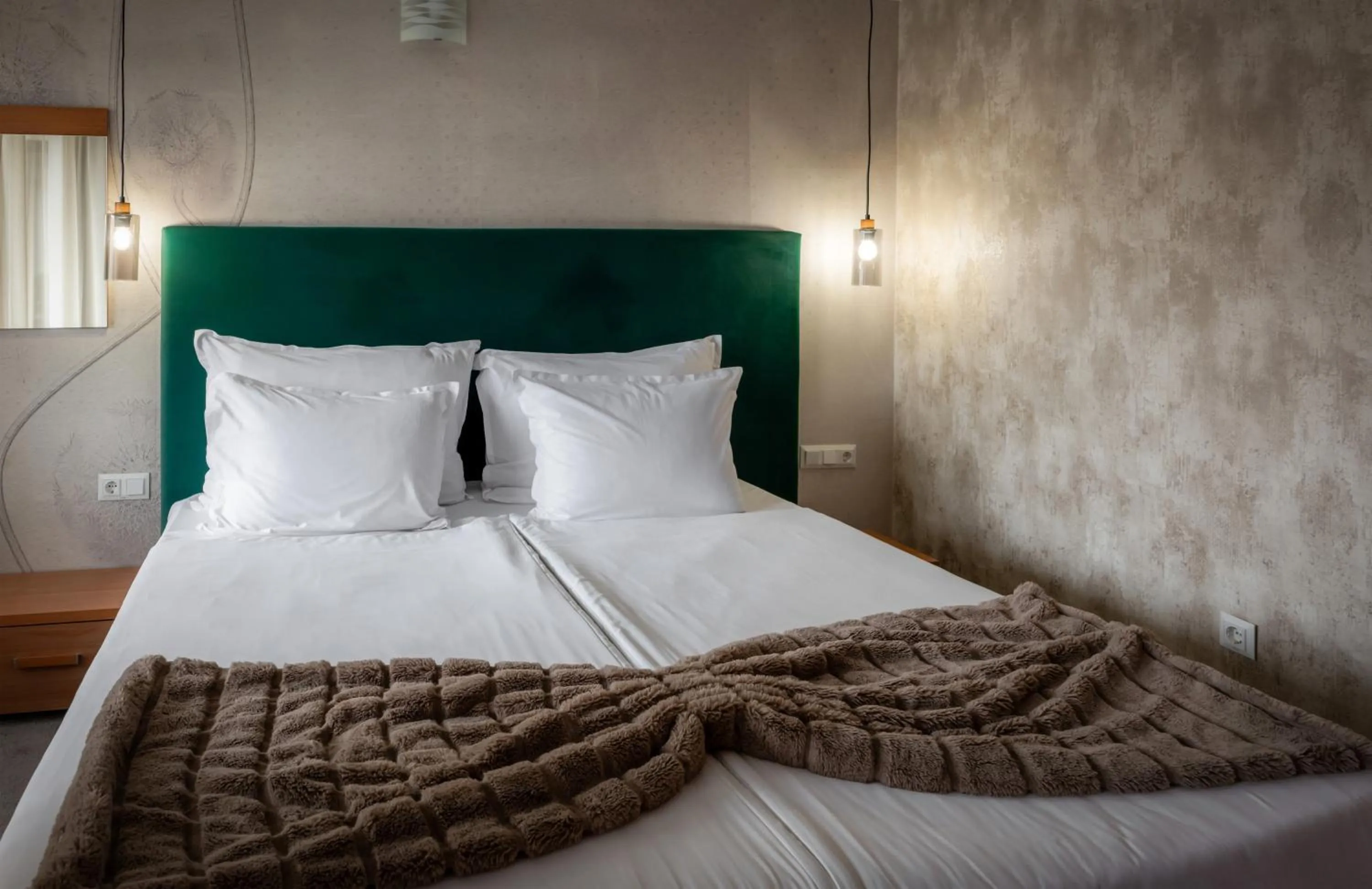 Bed in Snezhanka Hotel Pamporovo - Half Board & Swimming pool