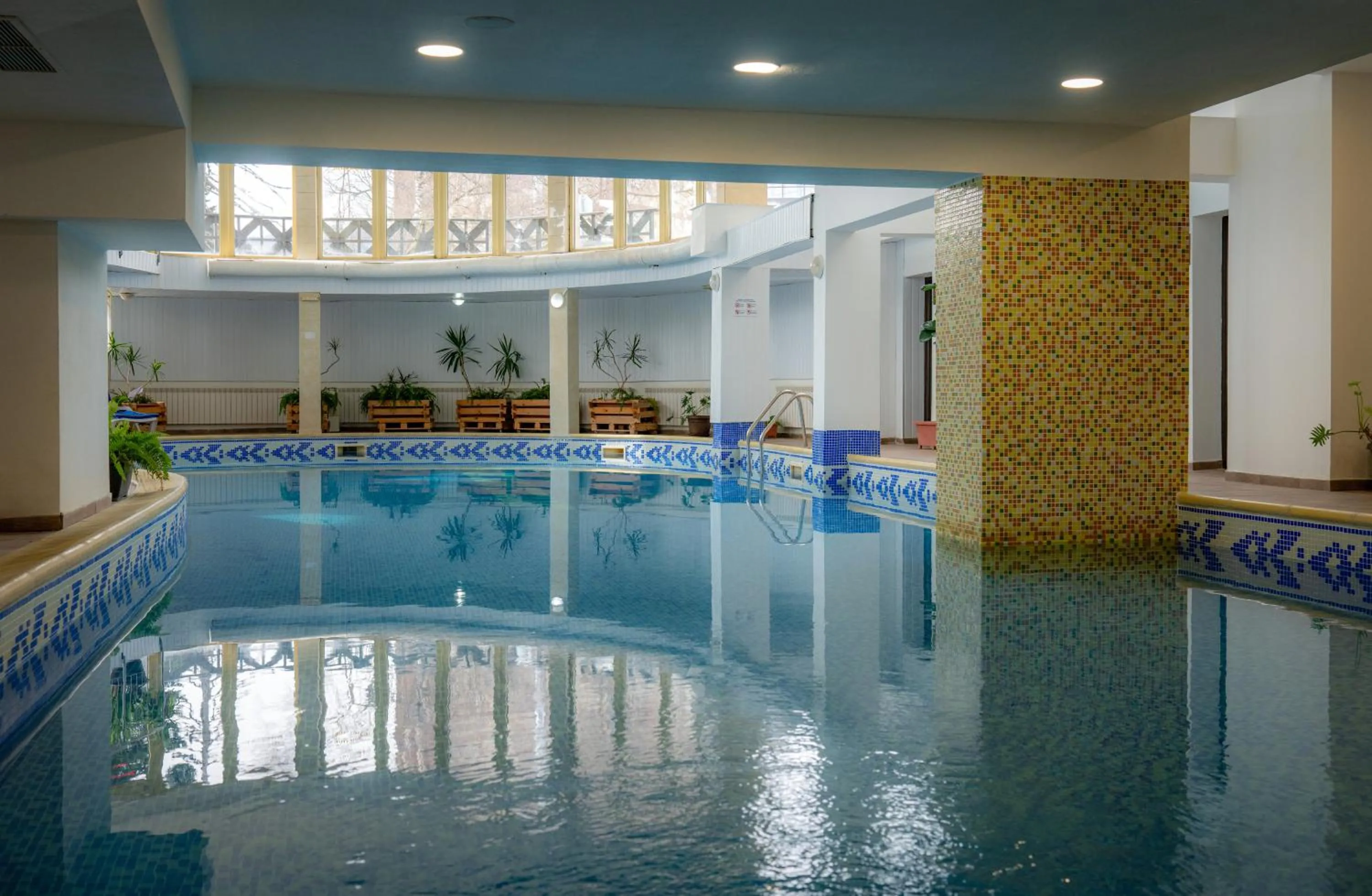 Snezhanka Hotel Pamporovo - Half Board & Swimming pool