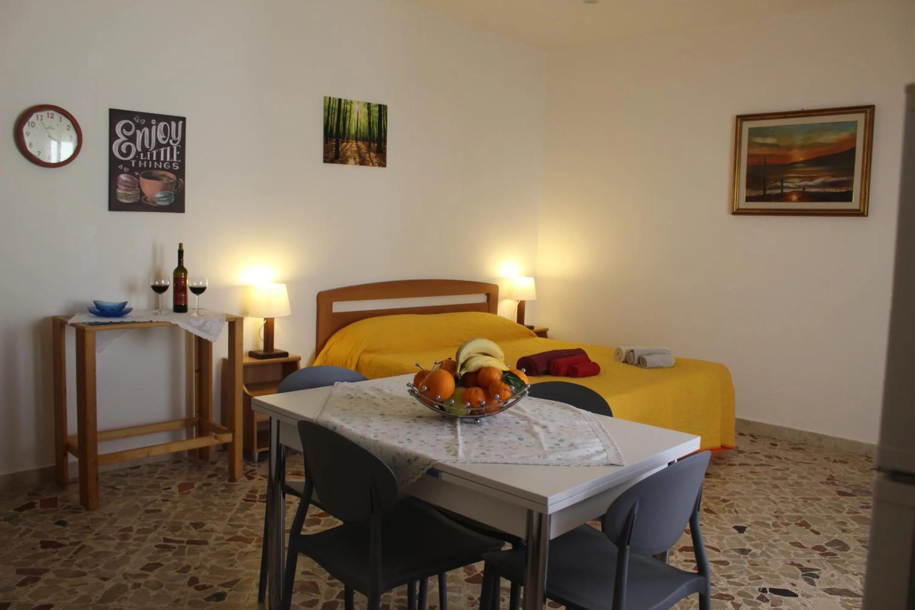 Bed in Appartamenti Via Marconi