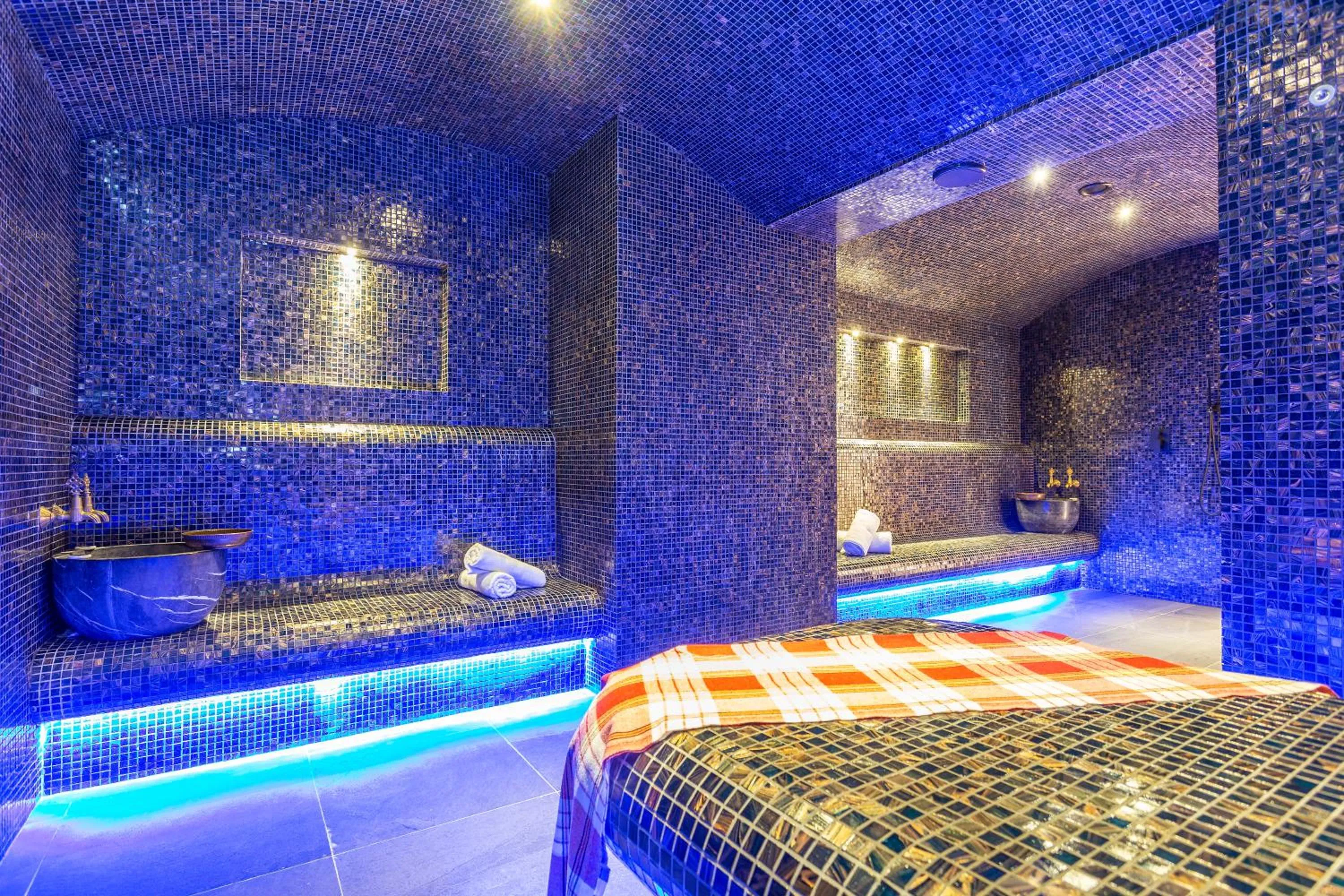Steam room in Perelik Hotel
