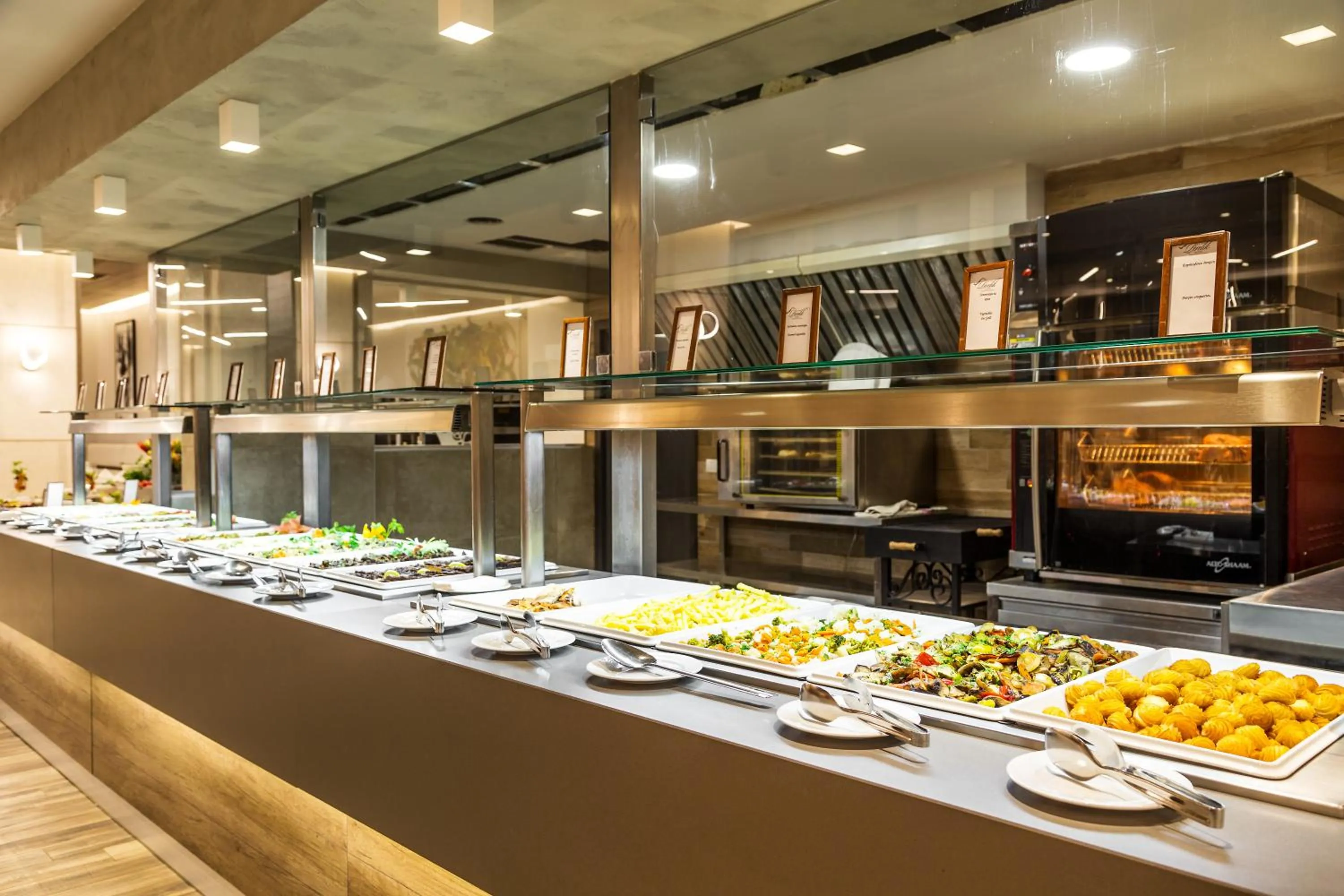 Food in Perelik Hotel