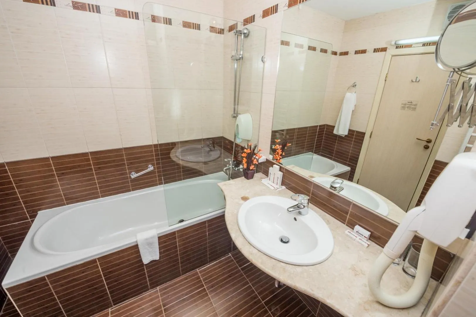 Rhodopi Home Hotel Chepelare- Half Board & Wellness