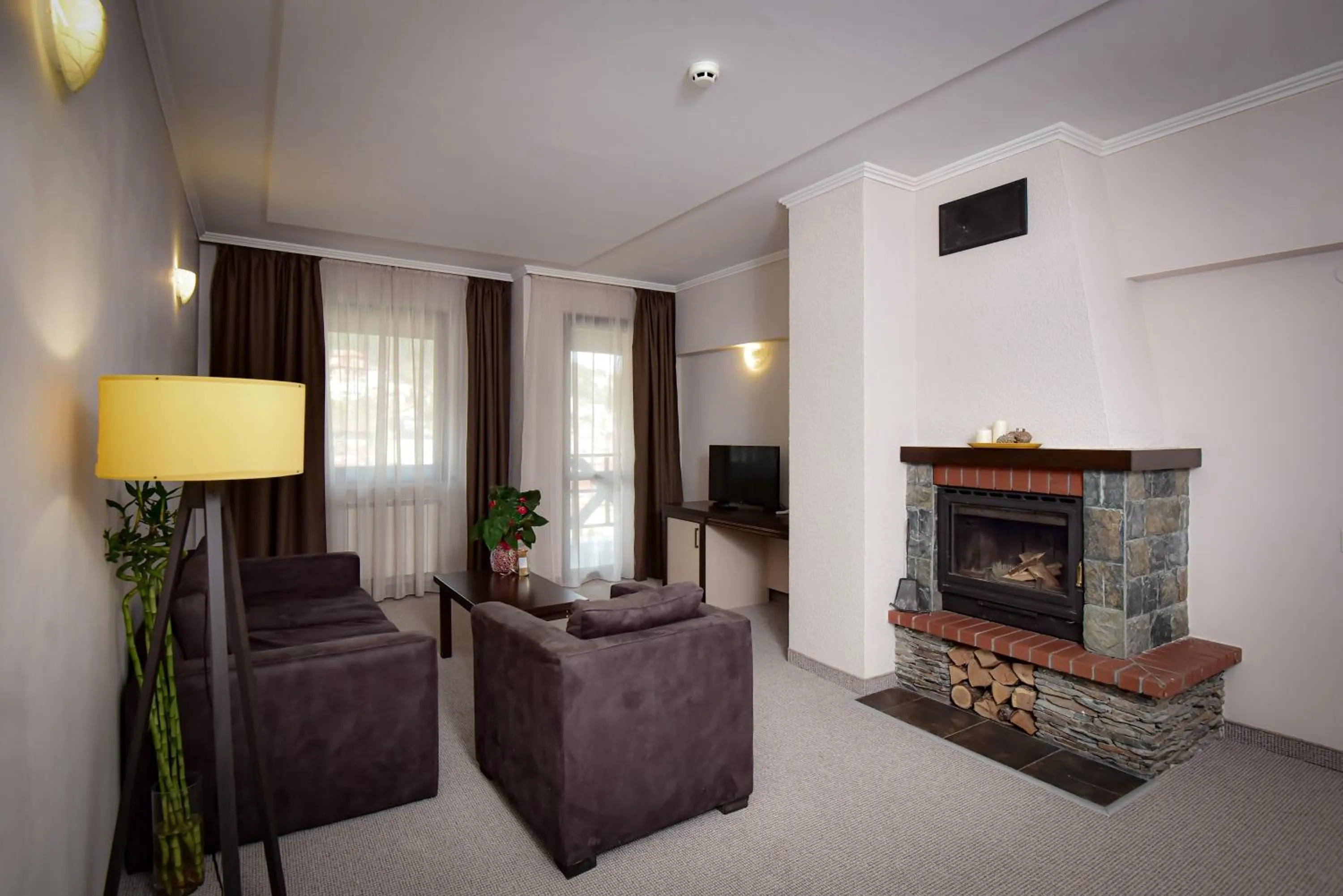 Rhodopi Home Hotel Chepelare- Half Board & Wellness