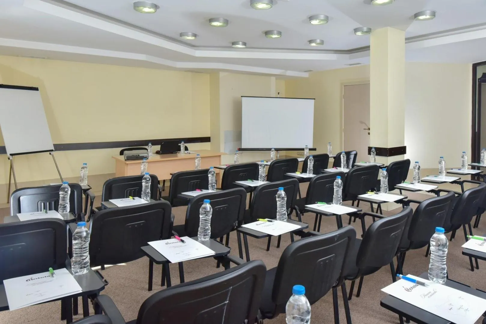 Rhodopi Home Hotel Chepelare- Half Board & Wellness