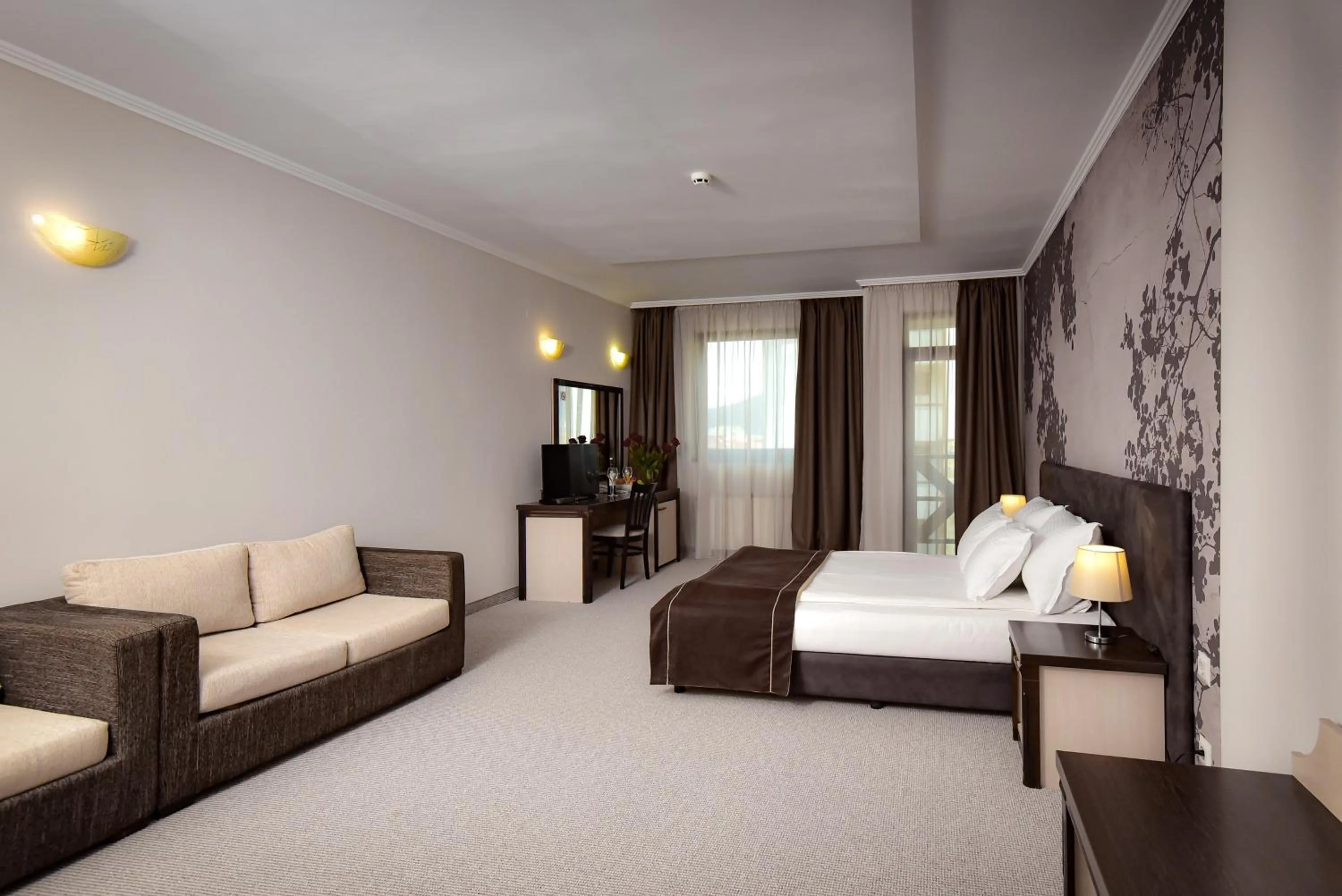 Bed in Rhodopi Home Hotel Chepelare- Half Board & Wellness