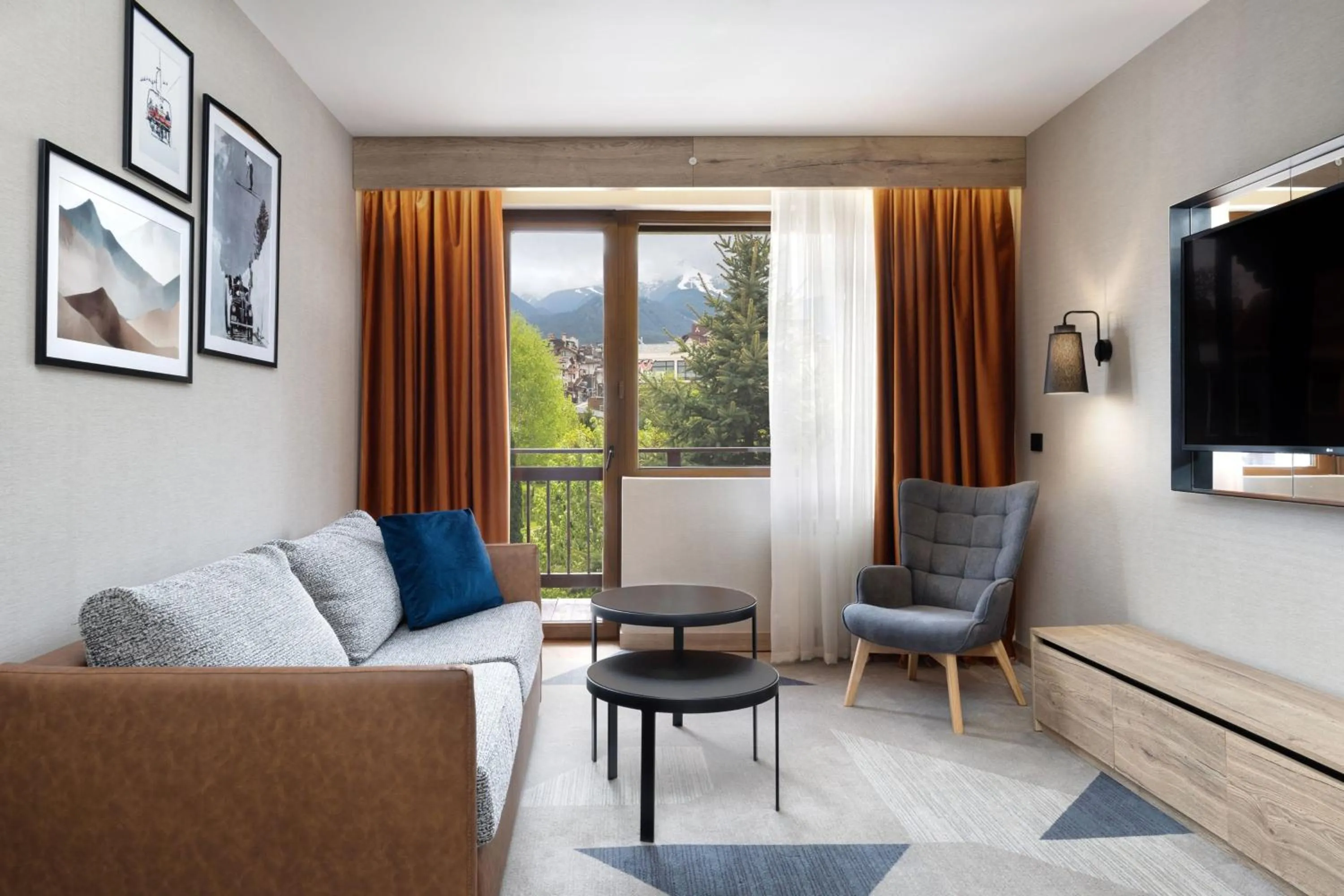 Bedroom in Four Points by Sheraton Bansko