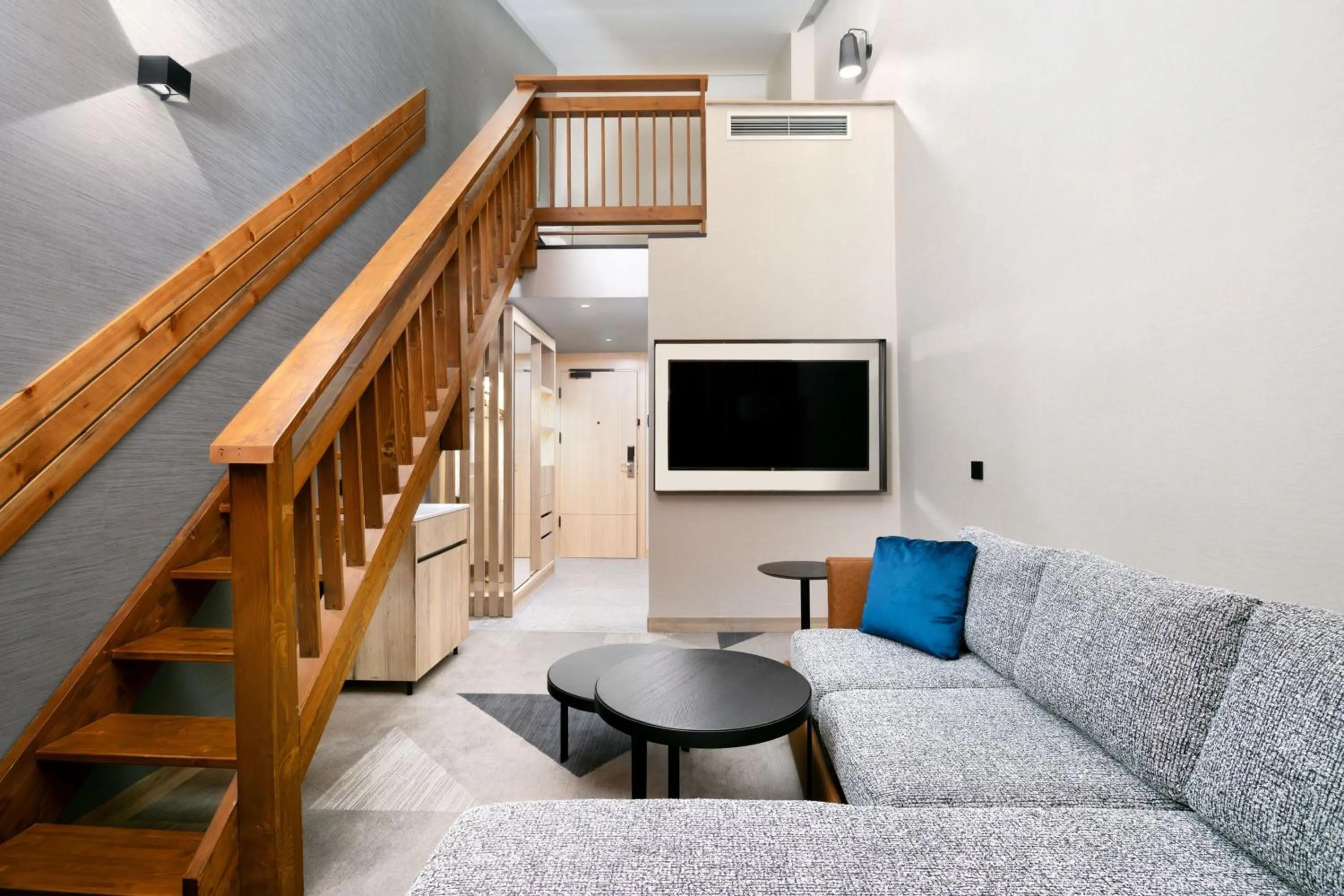 Photo of the whole room in Four Points by Sheraton Bansko