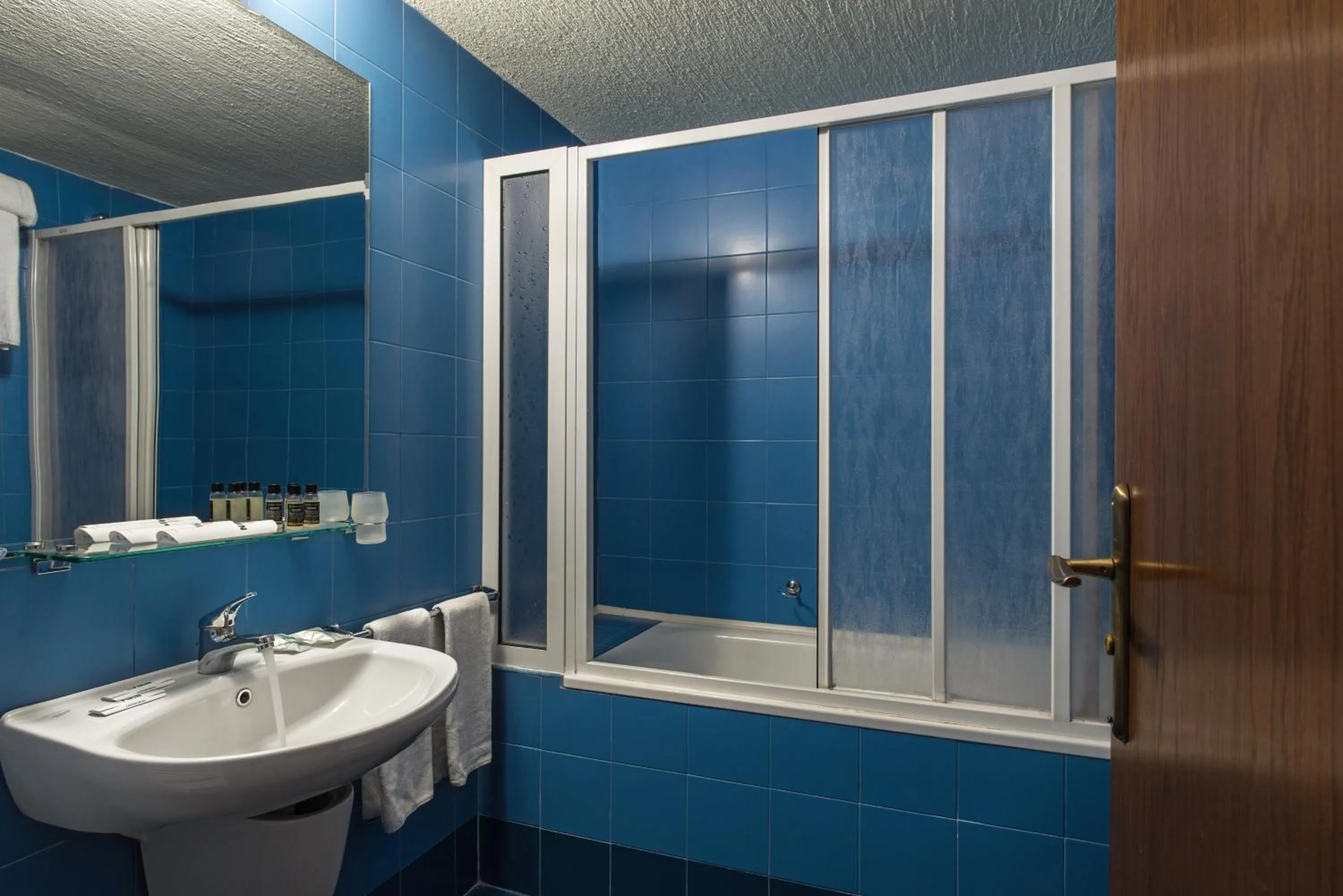 Bathroom in Hotel Pirin