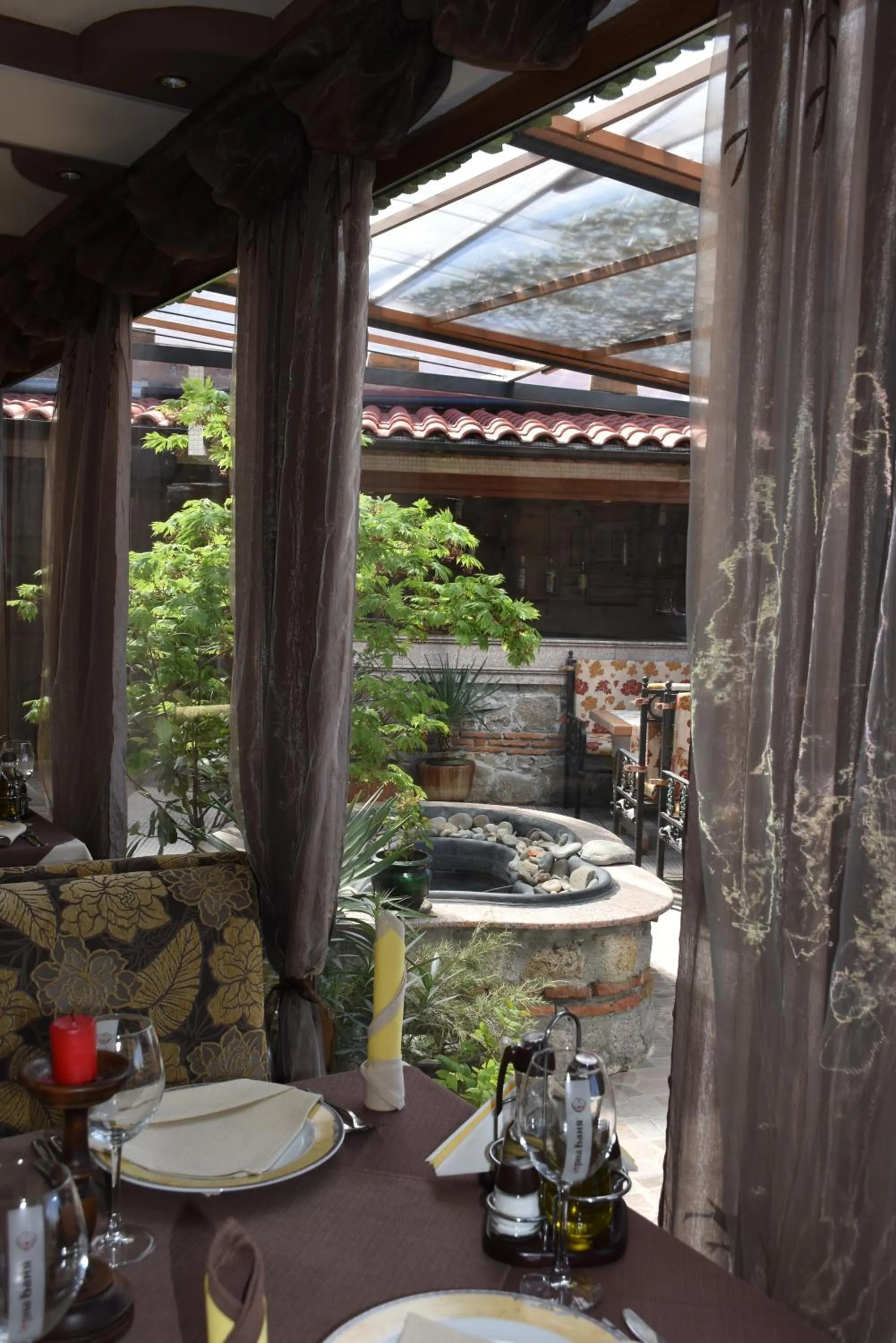 Restaurant/places to eat in Boutique Hotel Boris Palace & Restaurant