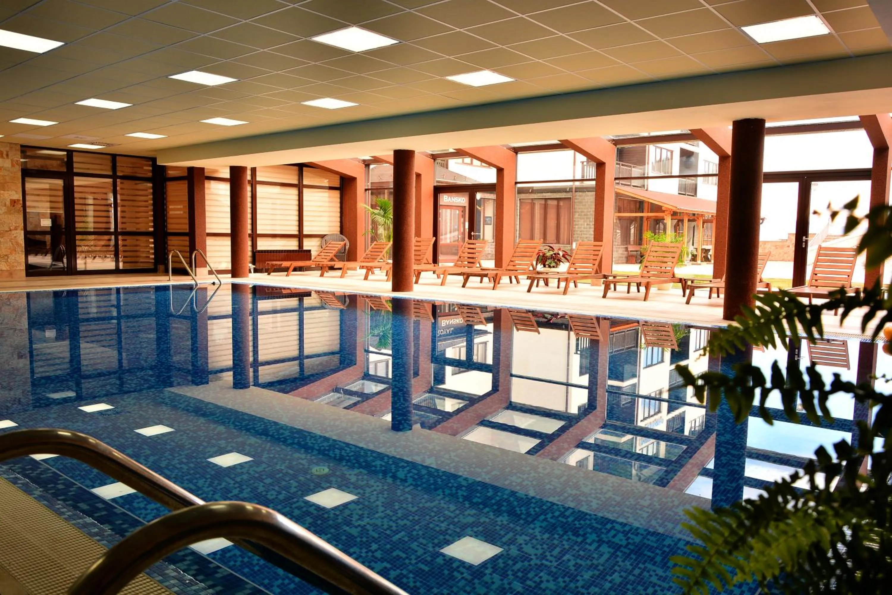 Swimming pool in Royal Bansko - Family Apart Hotel With All Inclusive Light or HB&Drinks and Hot Pool & Jacuzzis