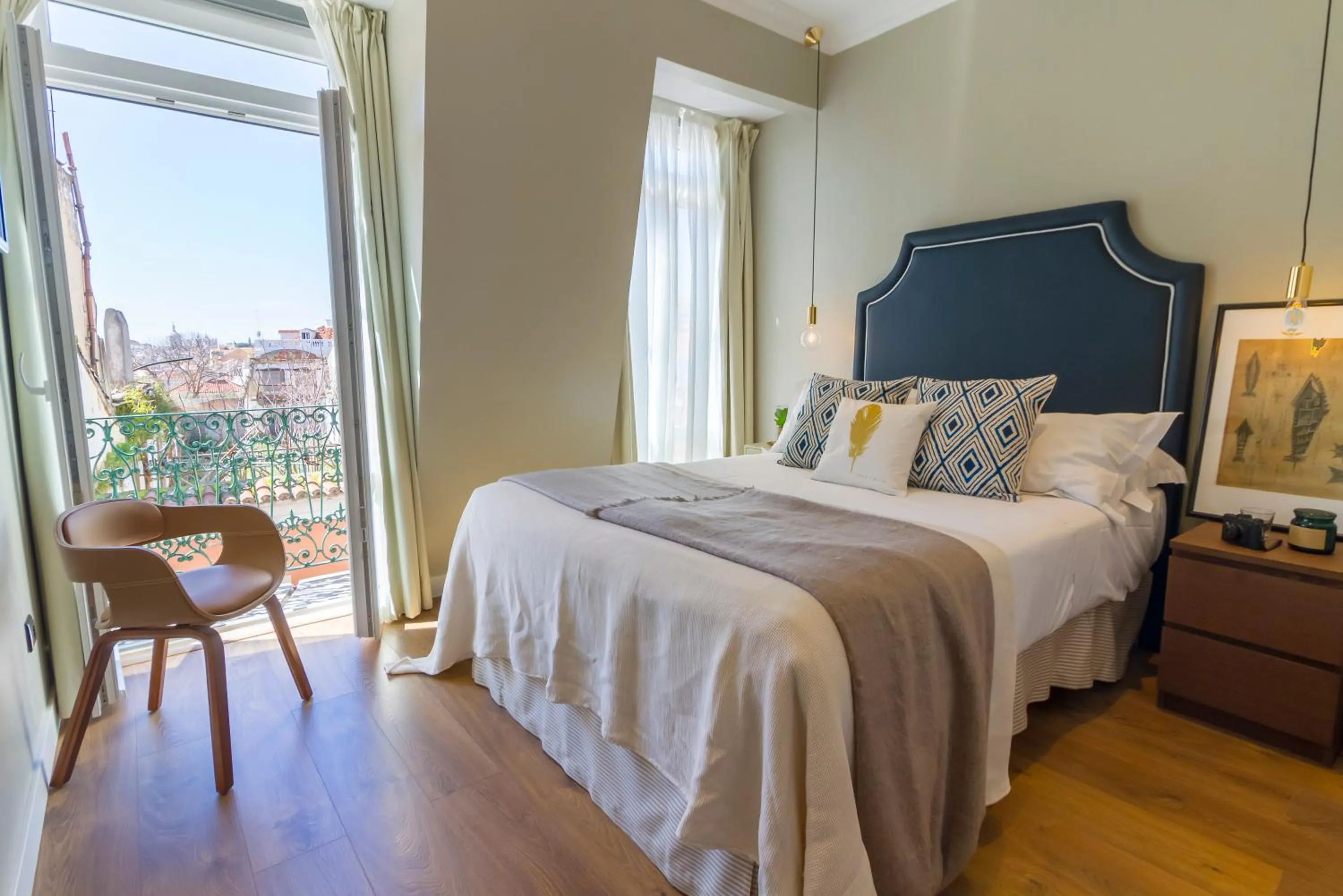 Bedroom, Bed in Bairro Alto Suites