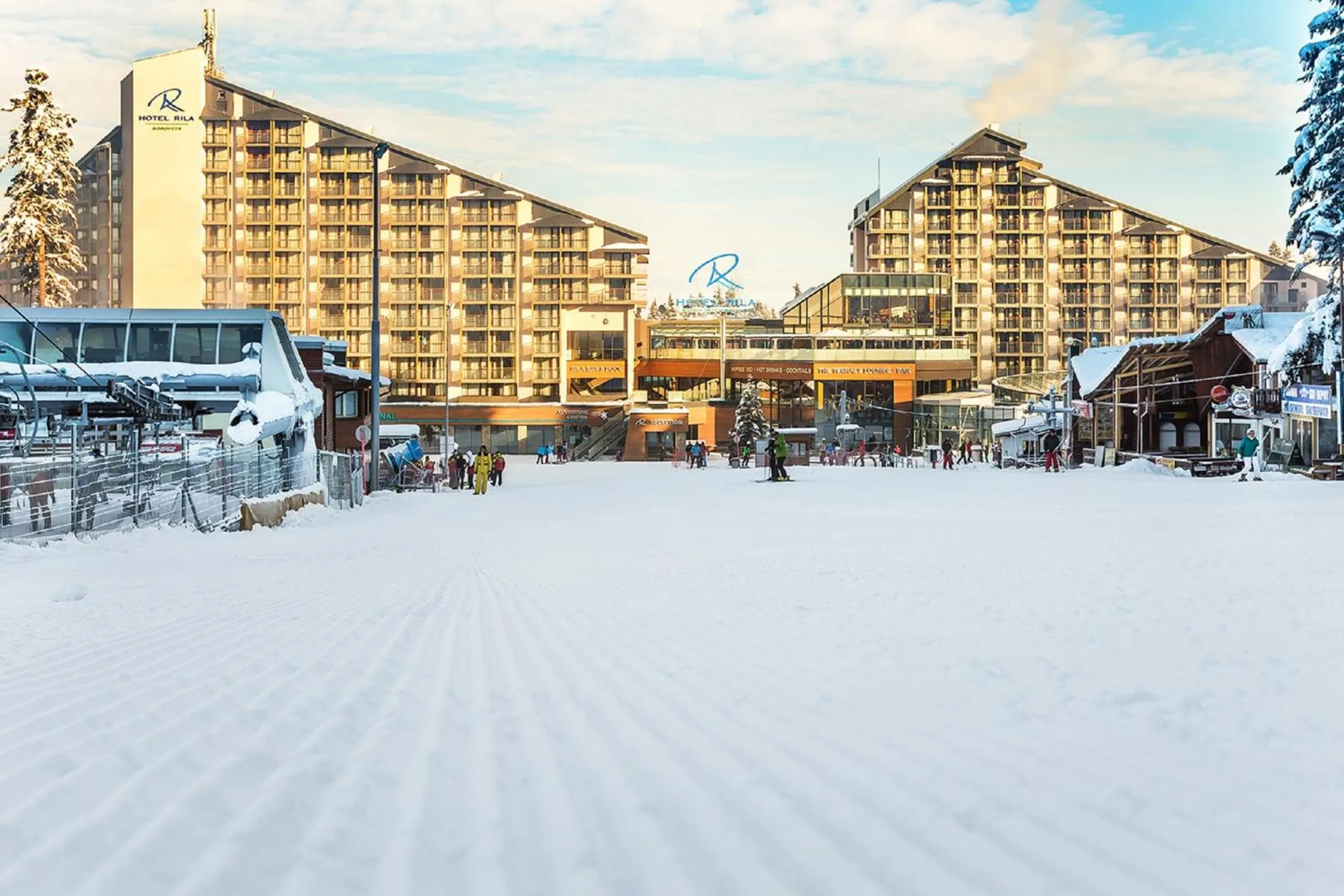 Facade/entrance in Rila Hotel Borovets