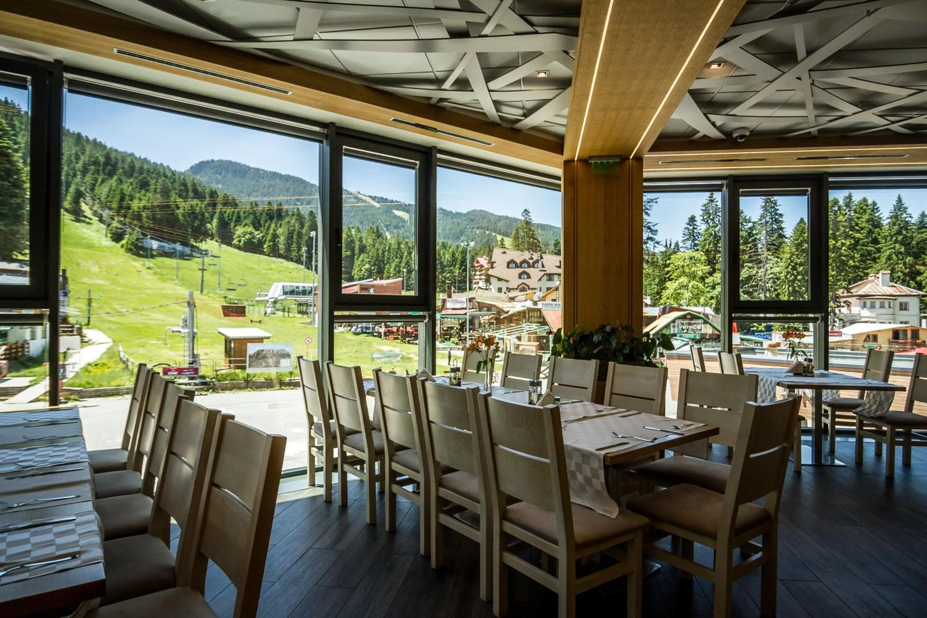 Restaurant/places to eat in Rila Hotel Borovets