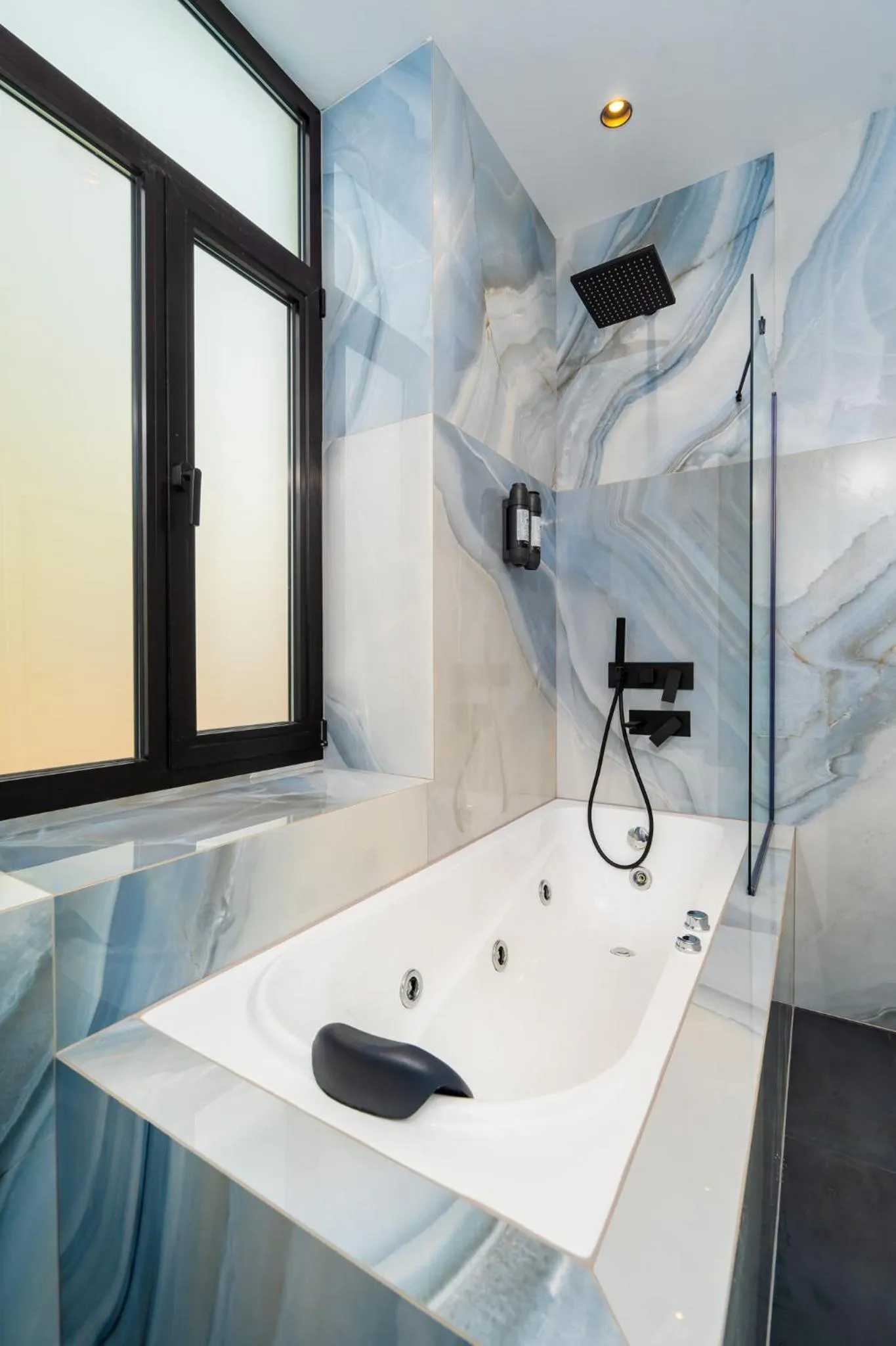 Shower in Tsarevets Boutique Hotel & SPA