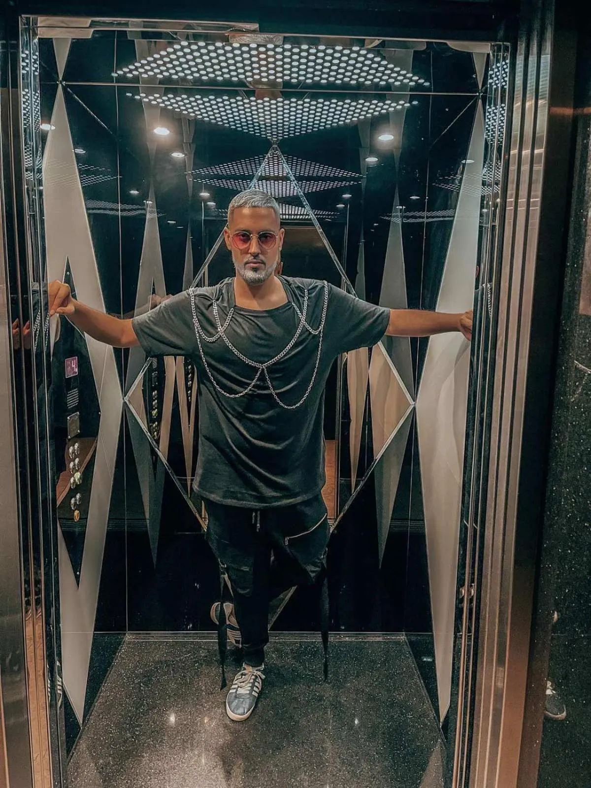 elevator in Tsarevets Boutique Hotel & SPA