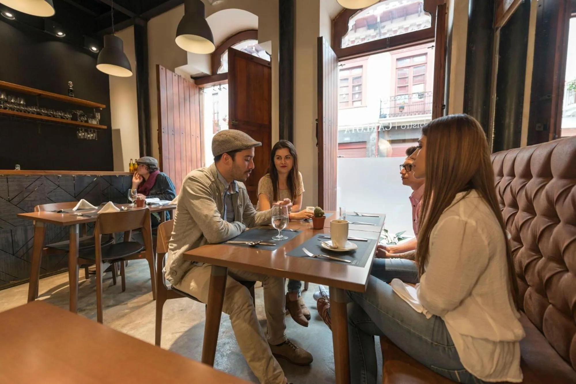 Restaurant/places to eat in Carlota Sustainable Design Hotel