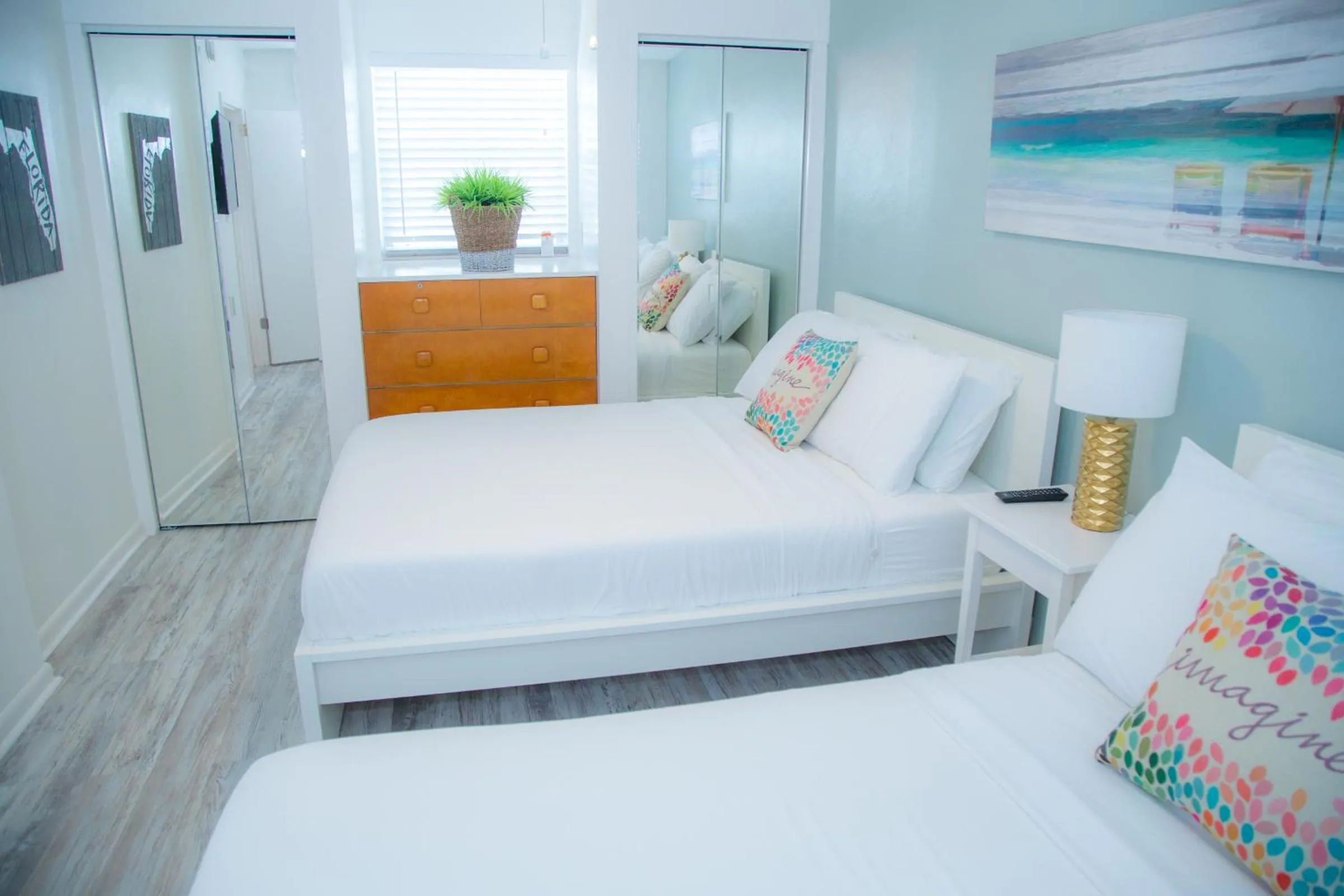 Bedroom, Bed in St. Pete Beach Suites