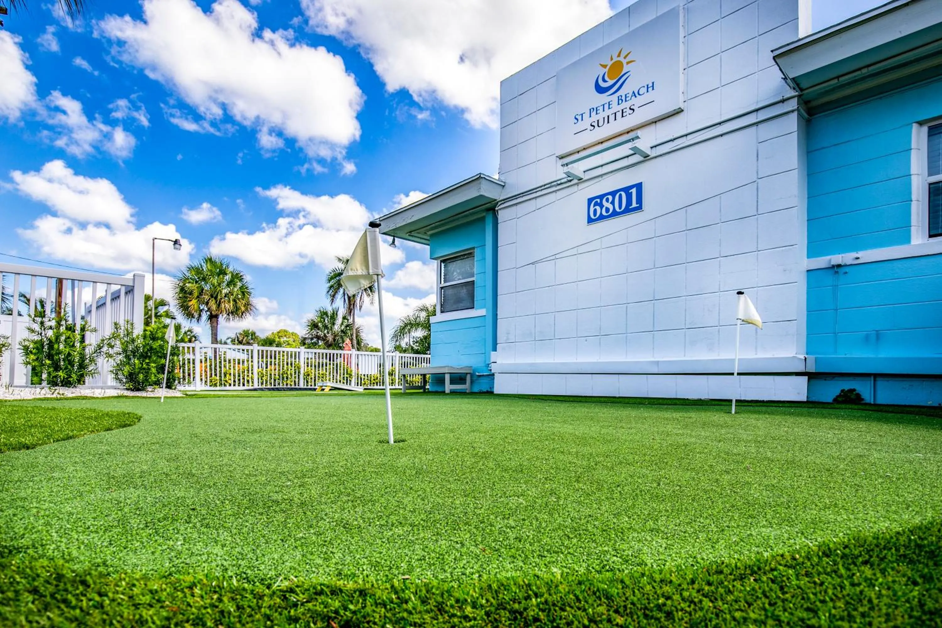 Property building in St. Pete Beach Suites